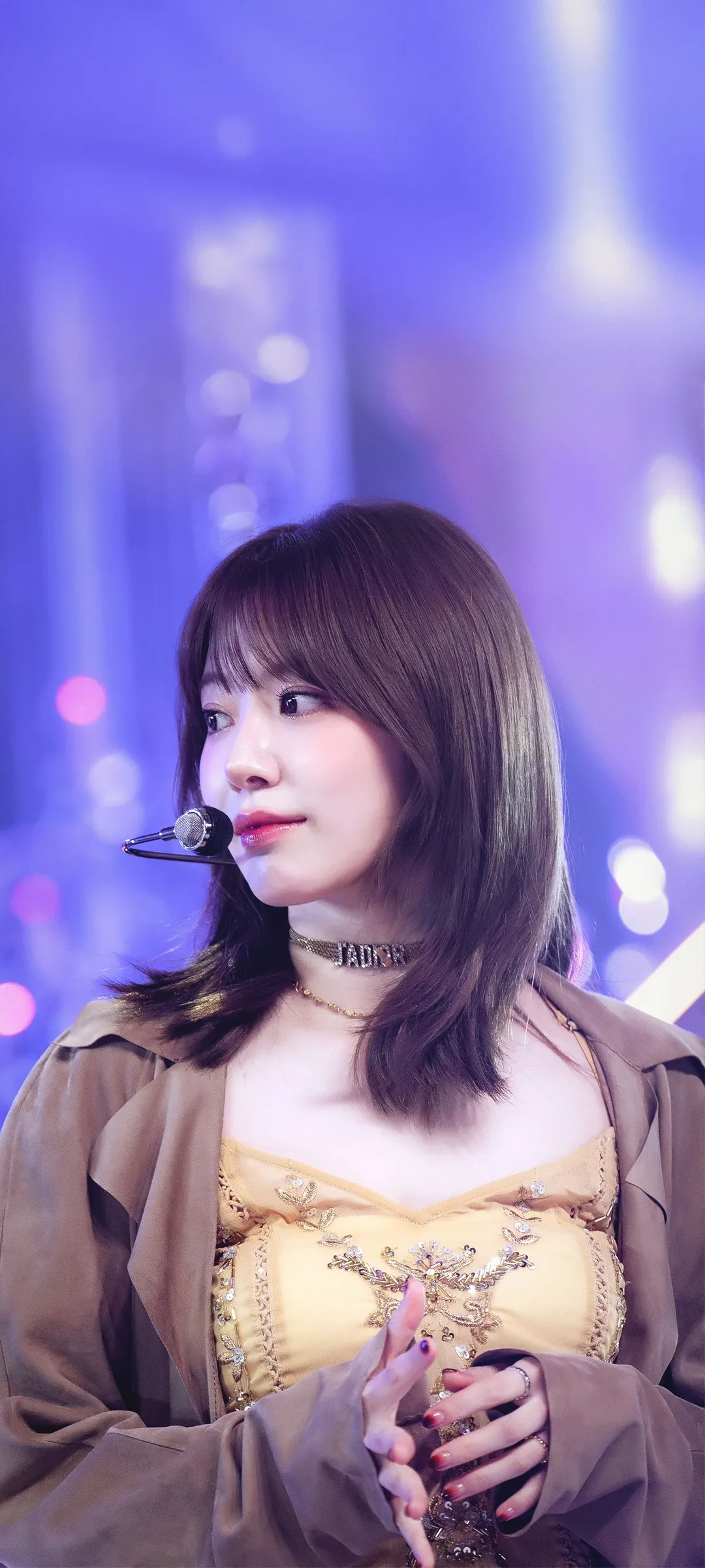 Fond d'écran de verrouillage mobile Sakura Miyawaki 4K HD télécharger — IZ*ONE, LE SSERAFIM
