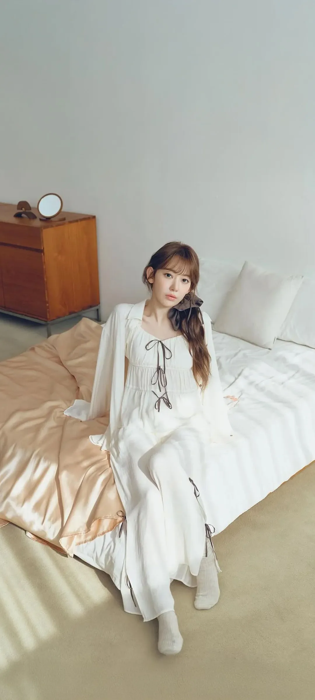 Fond d'écran de verrouillage mobile Sakura Miyawaki 4K HD télécharger — IZ*ONE, LE SSERAFIM