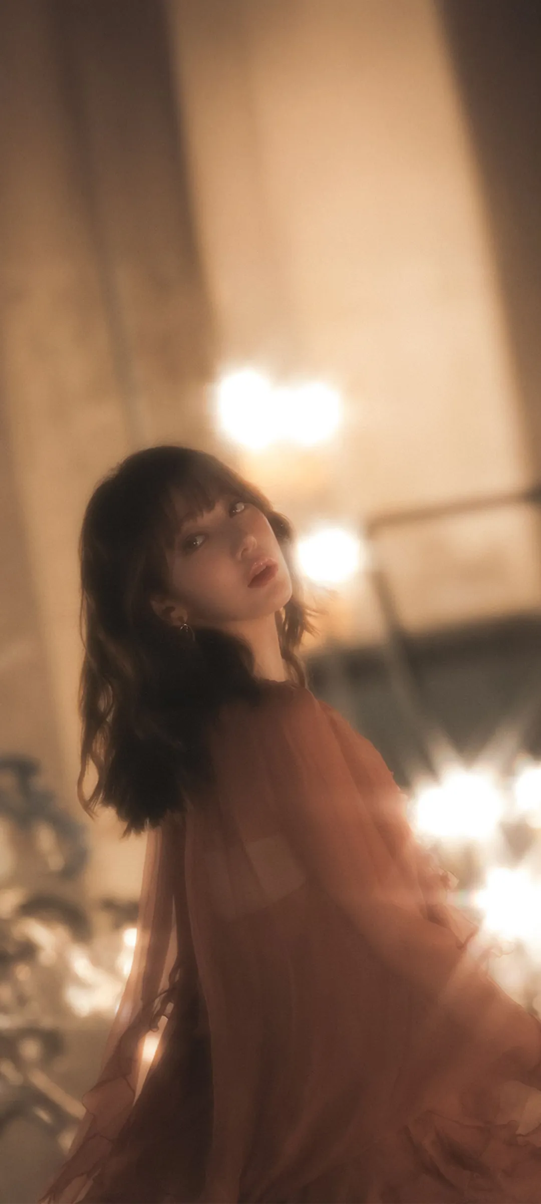Fond d'écran de verrouillage mobile Sakura Miyawaki 4K HD télécharger — IZ*ONE, LE SSERAFIM