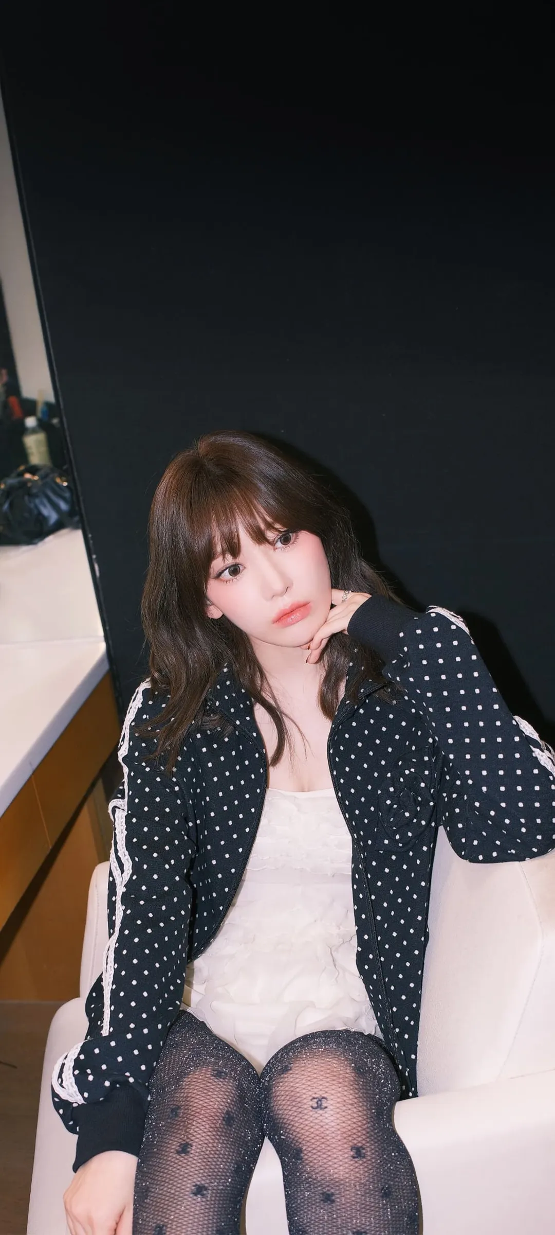 Fond d'écran de verrouillage mobile Sakura Miyawaki 4K HD télécharger — IZ*ONE, LE SSERAFIM