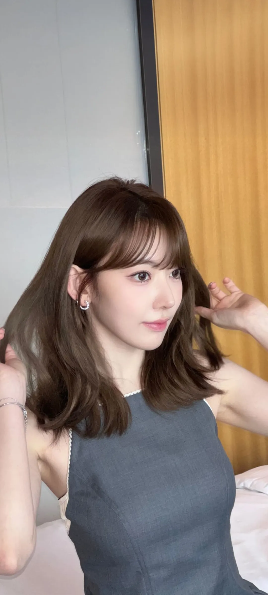 Fond d'écran de verrouillage mobile Sakura Miyawaki 4K HD télécharger — IZ*ONE, LE SSERAFIM