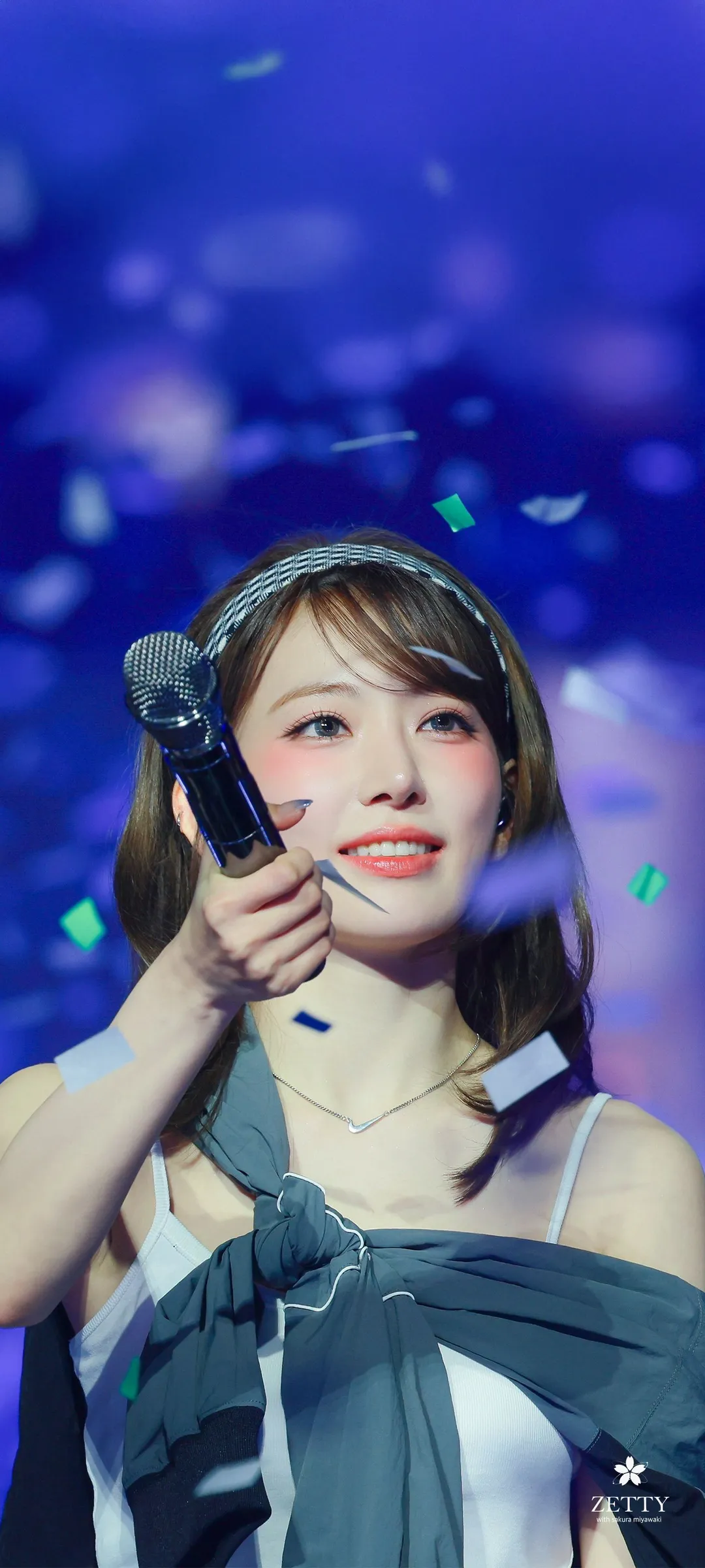Fond d'écran de verrouillage mobile Sakura Miyawaki 4K HD télécharger — IZ*ONE, LE SSERAFIM