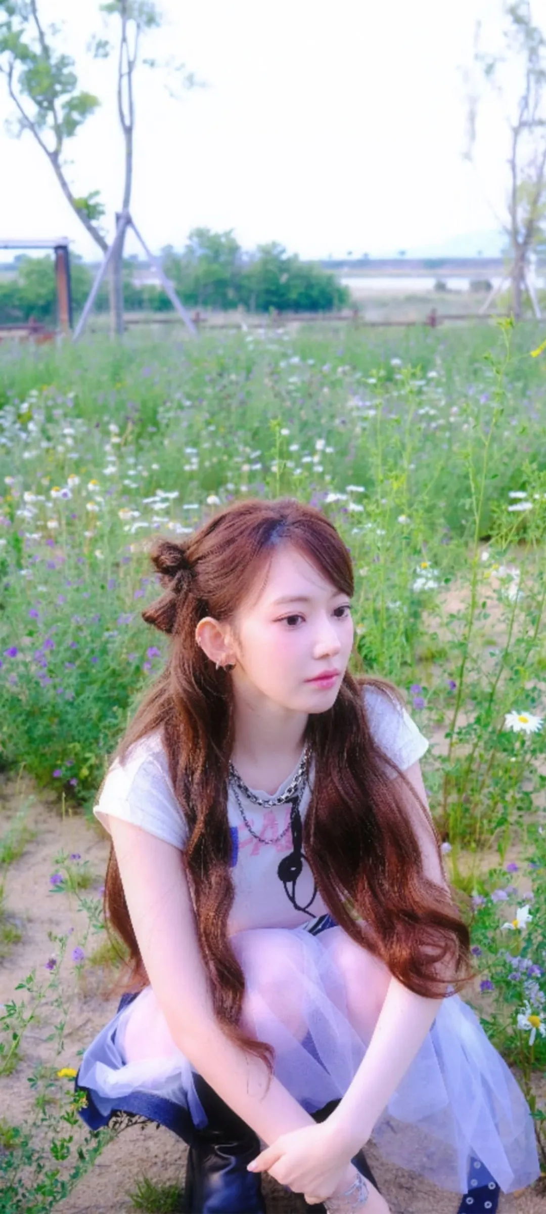 Fond d'écran de verrouillage mobile Sakura Miyawaki 4K HD télécharger — IZ*ONE, LE SSERAFIM