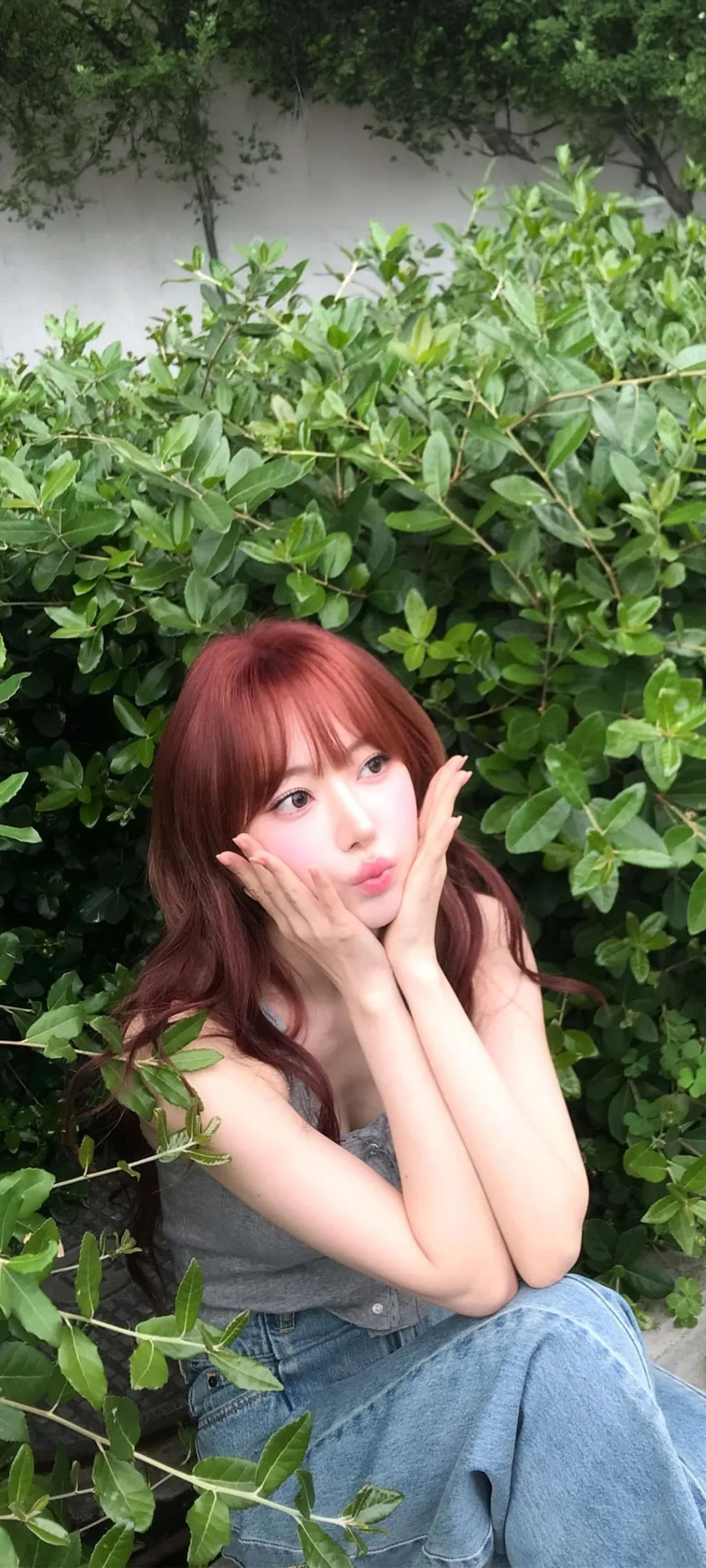 Fond d'écran de verrouillage mobile Sakura Miyawaki 4K HD télécharger — IZ*ONE, LE SSERAFIM