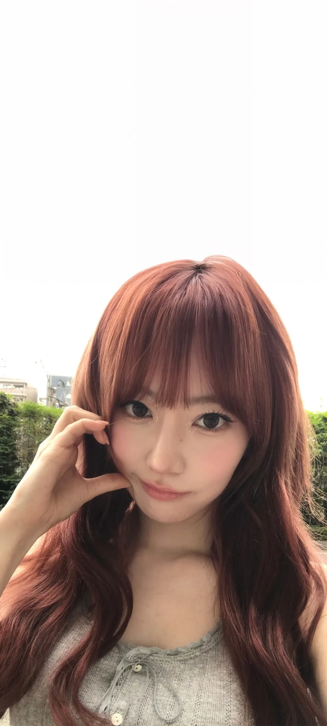 Fond d'écran de verrouillage mobile Sakura Miyawaki 4K HD télécharger — IZ*ONE, LE SSERAFIM
