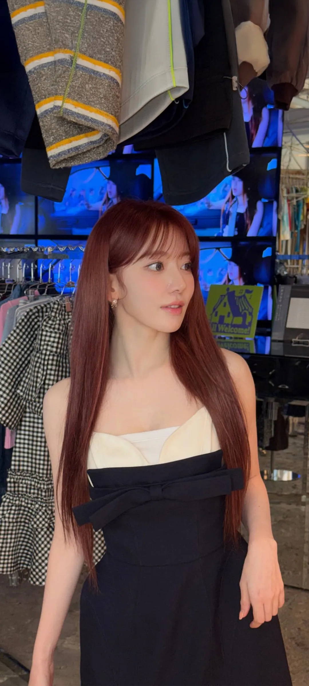 Fond d'écran de verrouillage mobile Sakura Miyawaki 4K HD télécharger — IZ*ONE, LE SSERAFIM