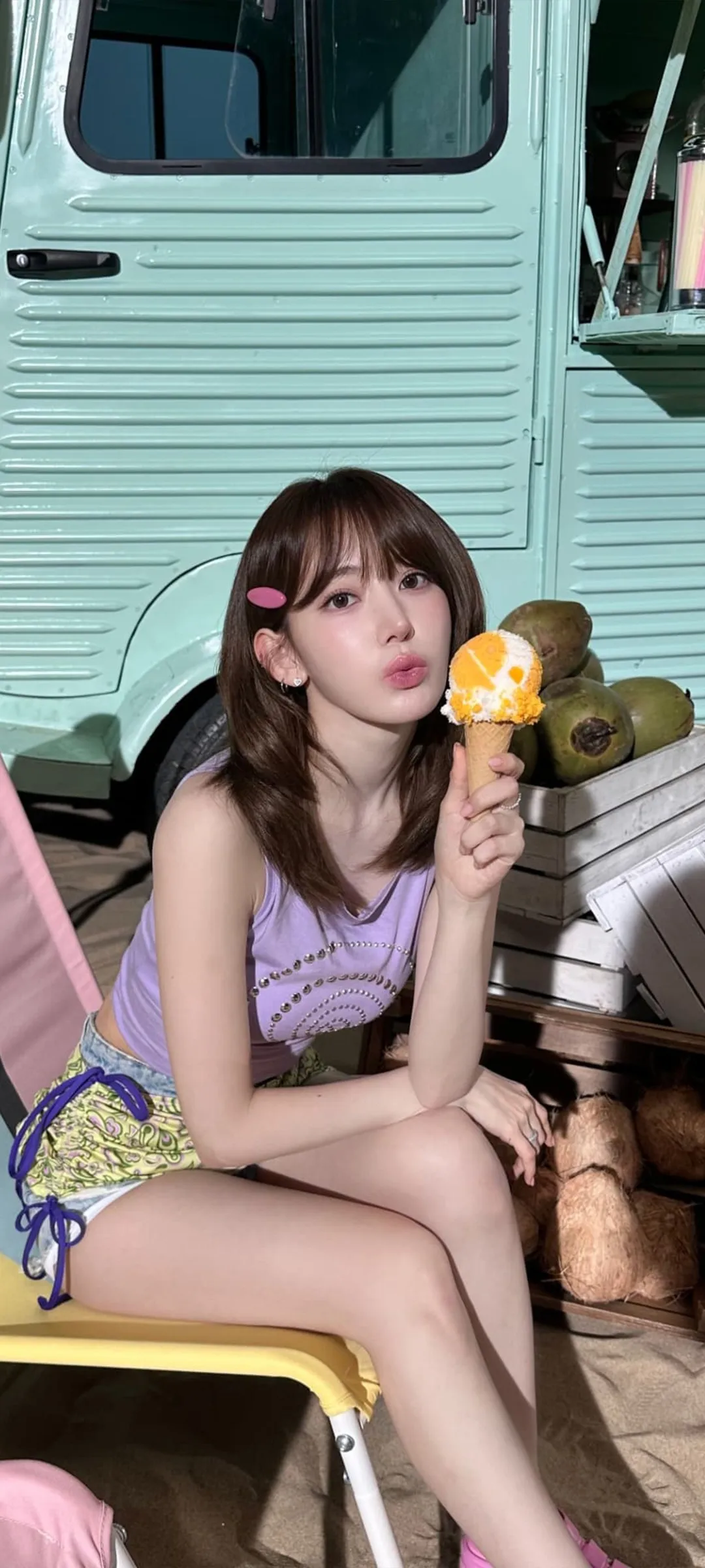 Fond d'écran de verrouillage mobile Sakura Miyawaki 4K HD télécharger — IZ*ONE, LE SSERAFIM