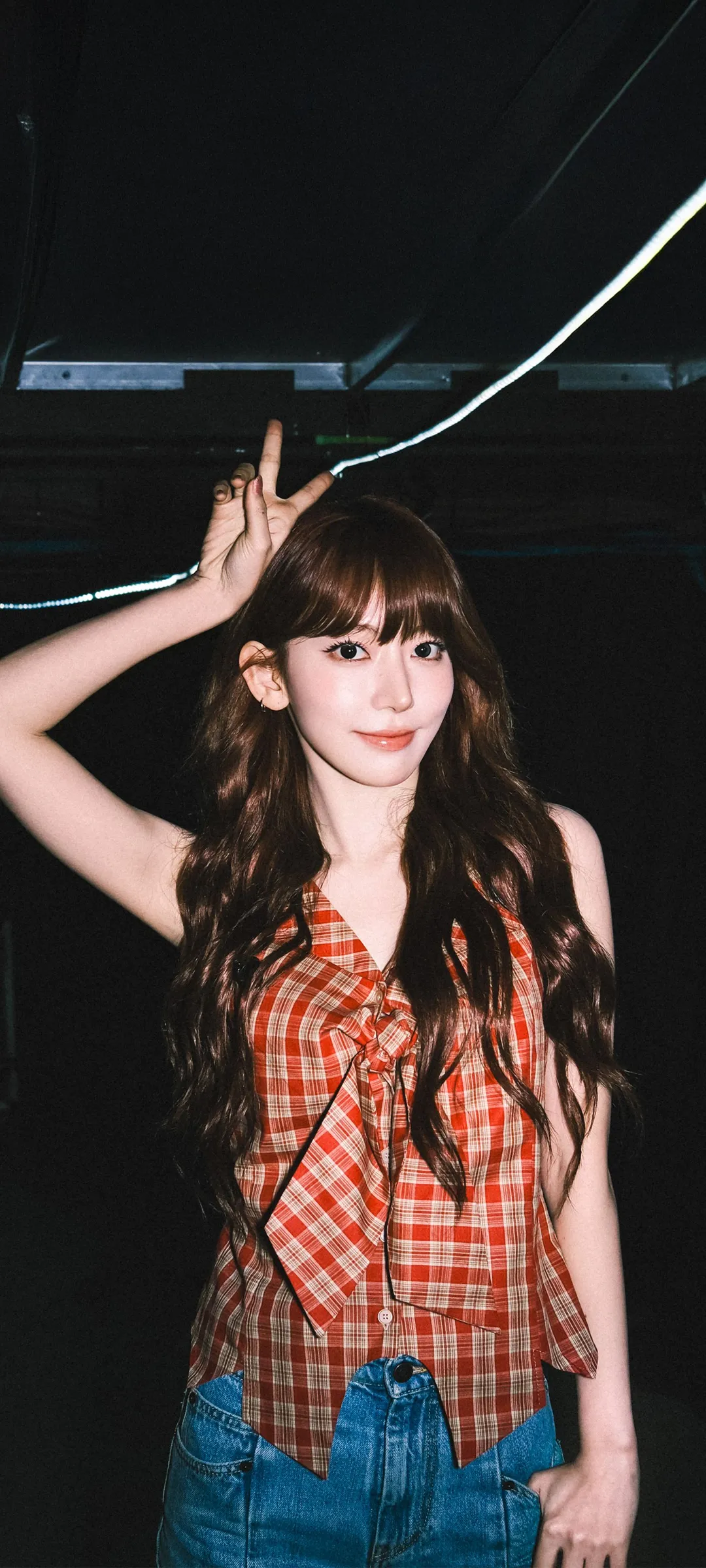 Fond d'écran de verrouillage mobile Sakura Miyawaki 4K HD télécharger — IZ*ONE, LE SSERAFIM