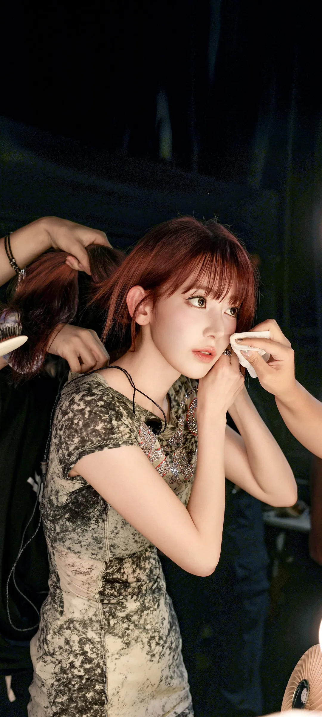Fond d'écran de verrouillage mobile Sakura Miyawaki 4K HD télécharger — IZ*ONE, LE SSERAFIM