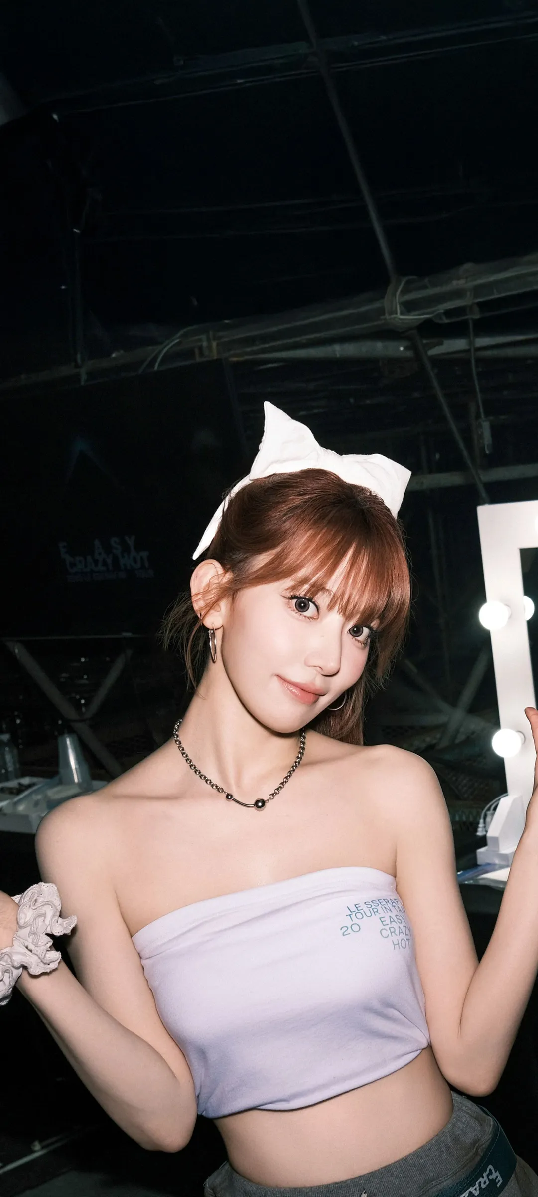 Fond d'écran de verrouillage mobile Sakura Miyawaki 4K HD télécharger — IZ*ONE, LE SSERAFIM