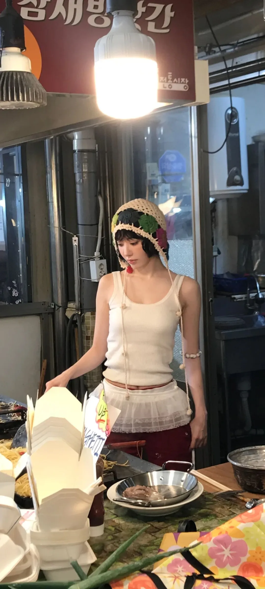 Fond d'écran de verrouillage mobile Sakura Miyawaki 4K HD télécharger — IZ*ONE, LE SSERAFIM