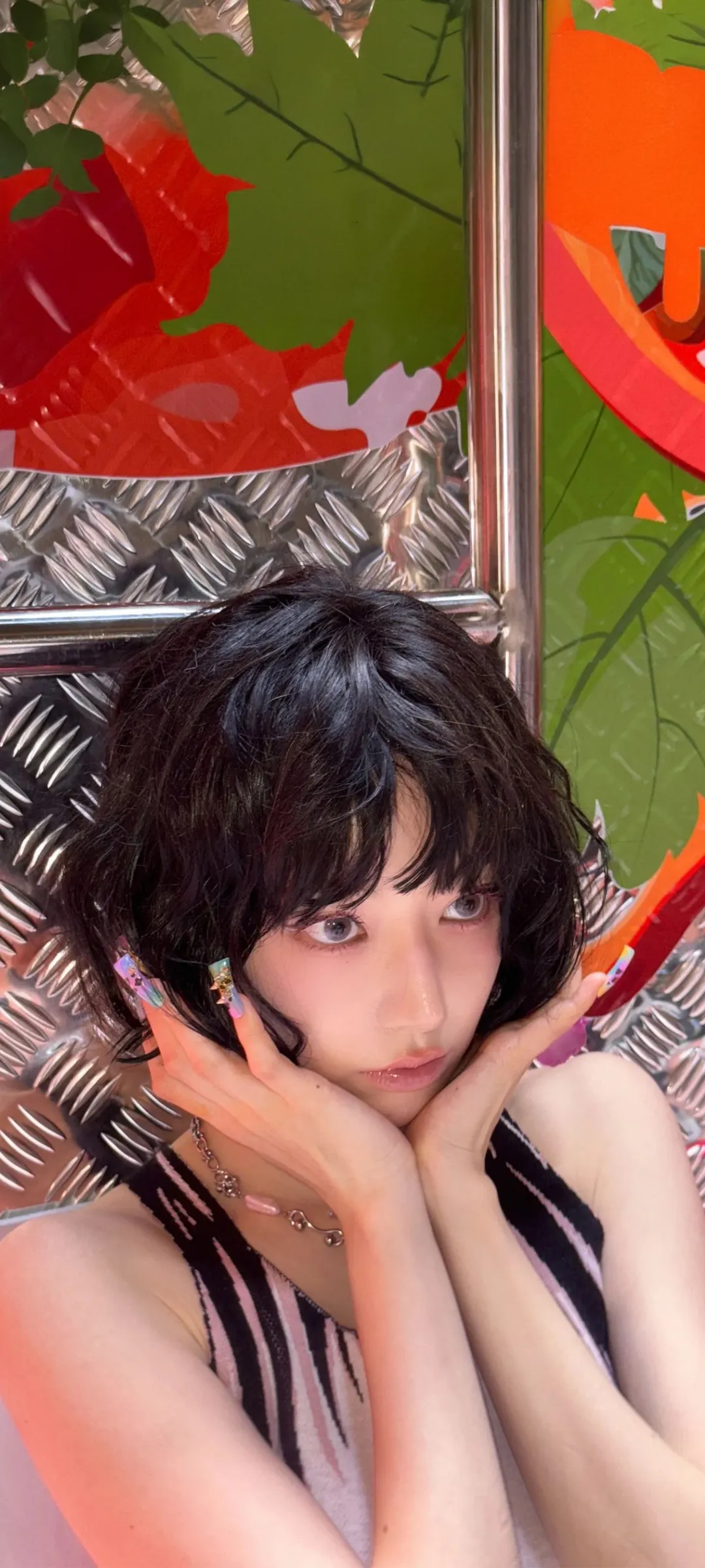 Fond d'écran de verrouillage mobile Sakura Miyawaki 4K HD télécharger — IZ*ONE, LE SSERAFIM