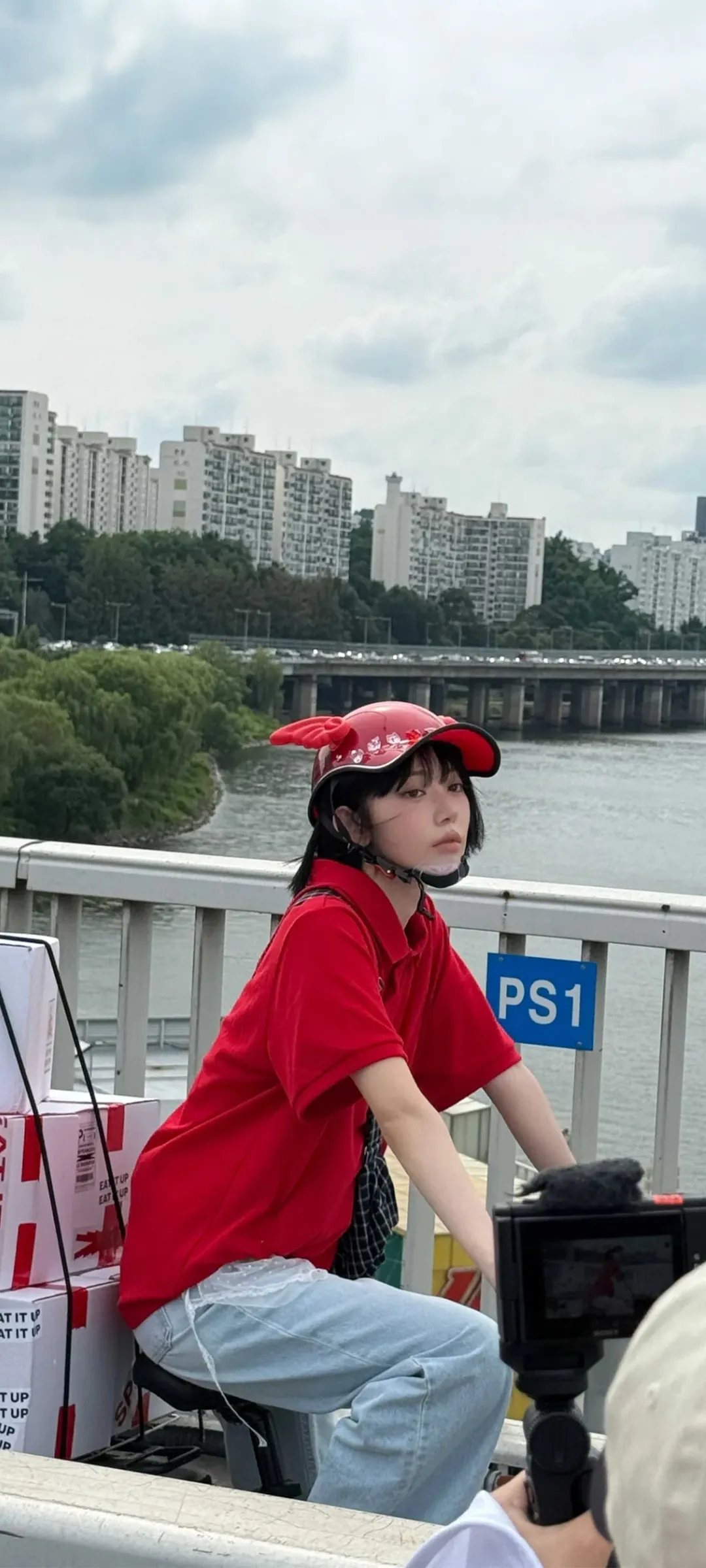 Fond d'écran de verrouillage mobile Sakura Miyawaki 4K HD télécharger — IZ*ONE, LE SSERAFIM