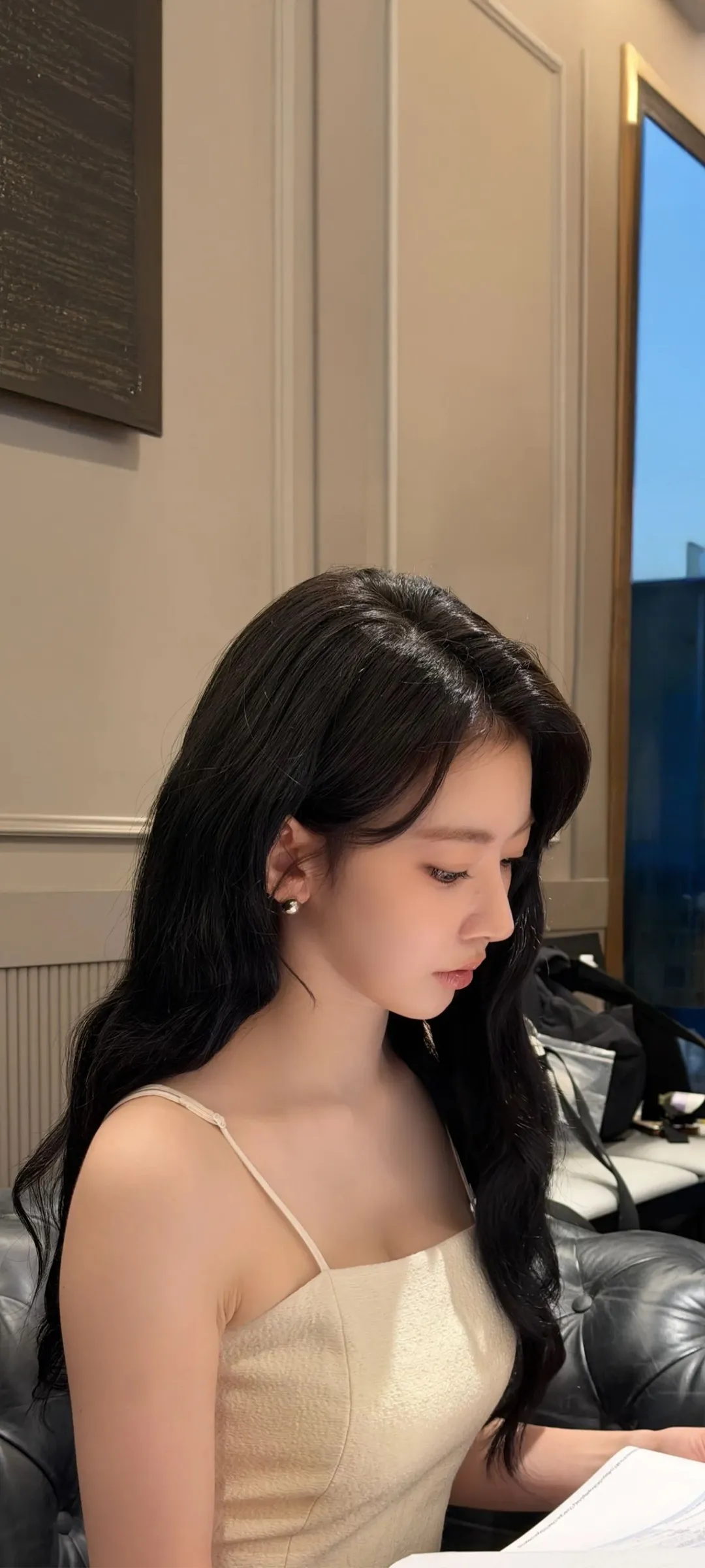 Fond d'écran de verrouillage mobile Sakura Miyawaki 4K HD télécharger — IZ*ONE, LE SSERAFIM