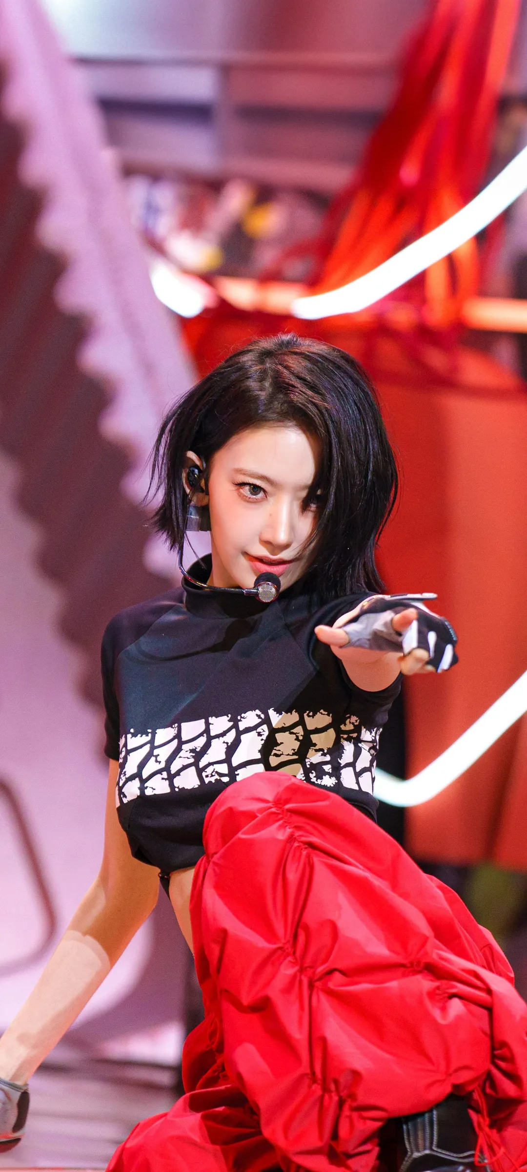 Fond d'écran de verrouillage mobile Sakura Miyawaki 4K HD télécharger — IZ*ONE, LE SSERAFIM