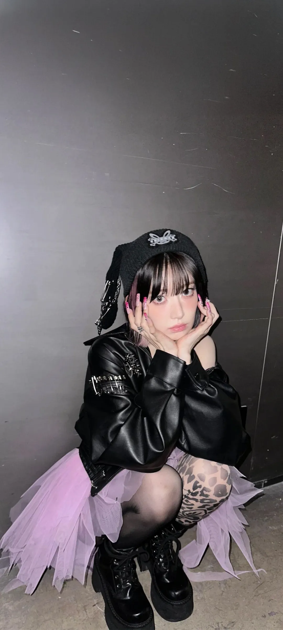 Fond d'écran de verrouillage mobile Sakura Miyawaki 4K HD télécharger — IZ*ONE, LE SSERAFIM