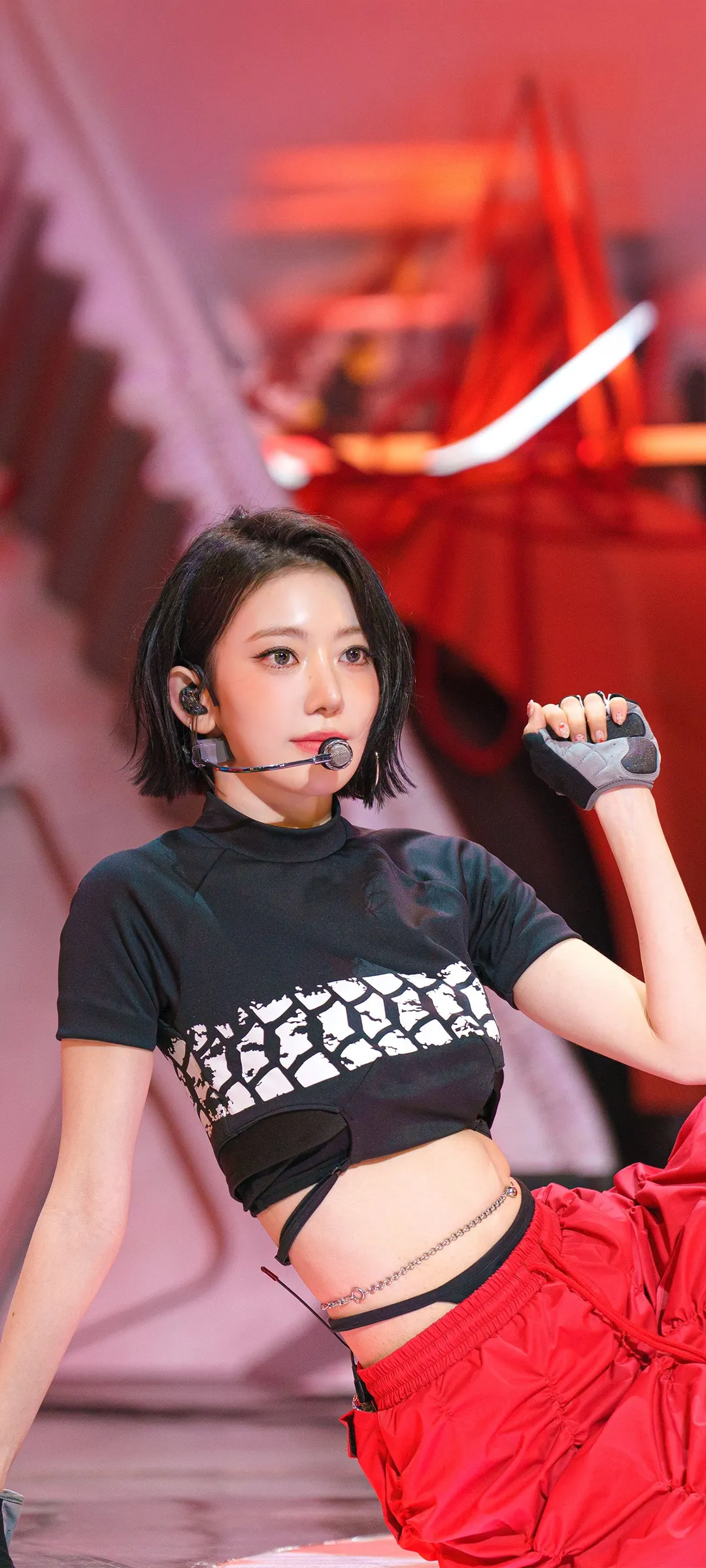 Fond d'écran de verrouillage mobile Sakura Miyawaki 4K HD télécharger — IZ*ONE, LE SSERAFIM