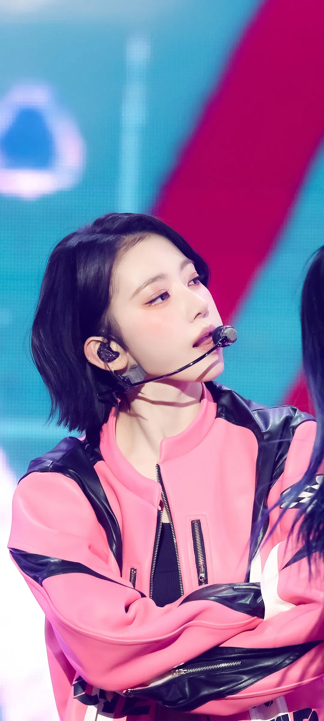 Fond d'écran de verrouillage mobile Sakura Miyawaki 4K HD télécharger — IZ*ONE, LE SSERAFIM