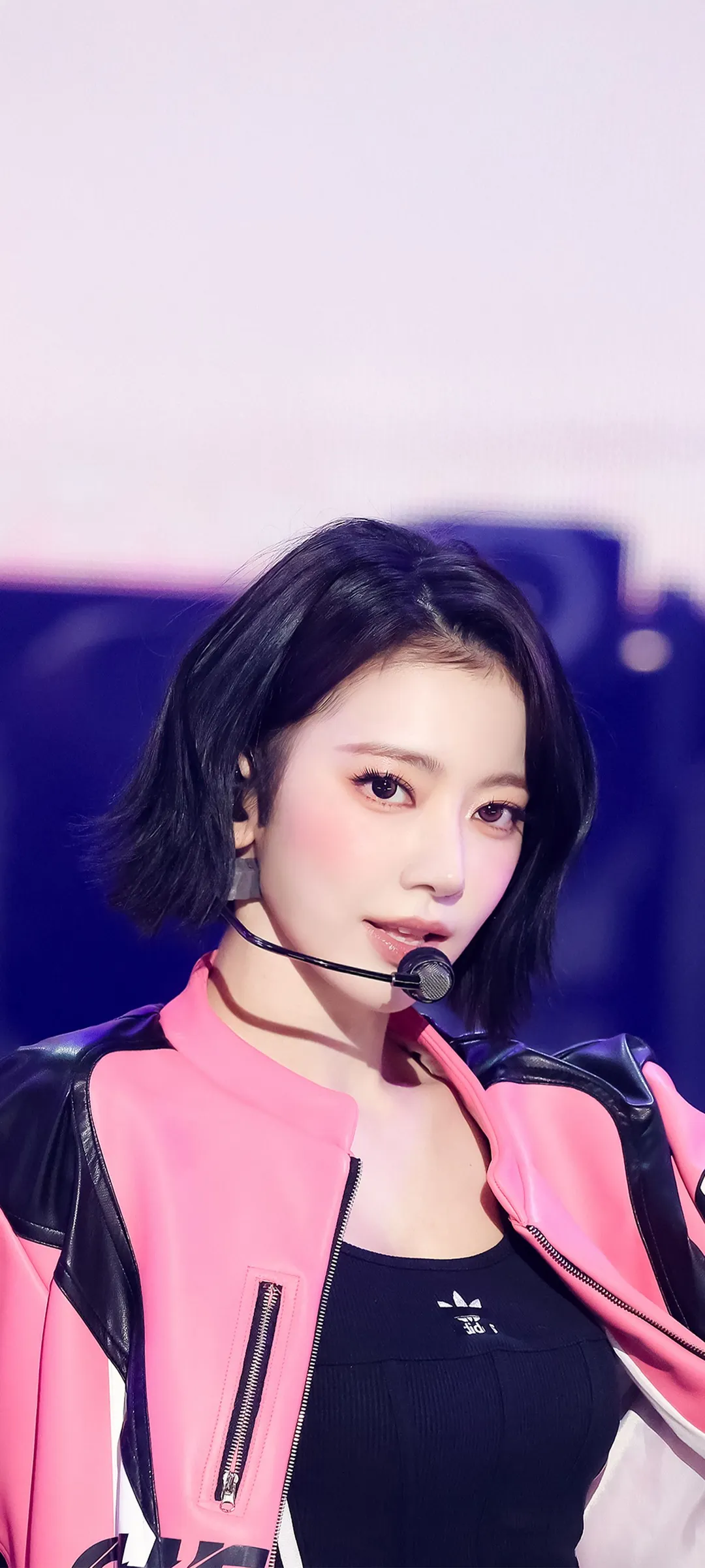 Fond d'écran de verrouillage mobile Sakura Miyawaki 4K HD télécharger — IZ*ONE, LE SSERAFIM