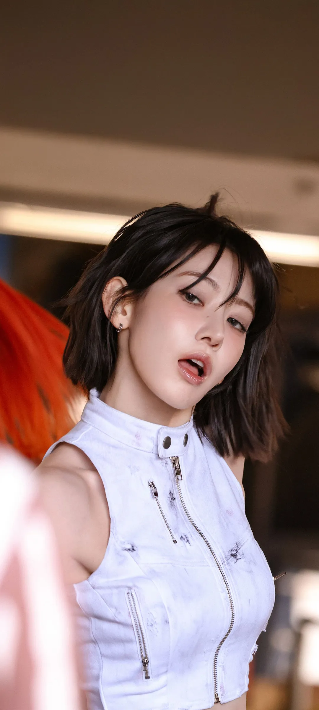Fond d'écran de verrouillage mobile Sakura Miyawaki 4K HD télécharger — IZ*ONE, LE SSERAFIM