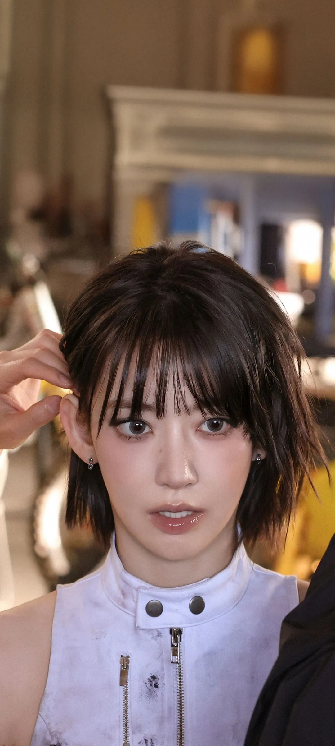 Fond d'écran de verrouillage mobile Sakura Miyawaki 4K HD télécharger — IZ*ONE, LE SSERAFIM