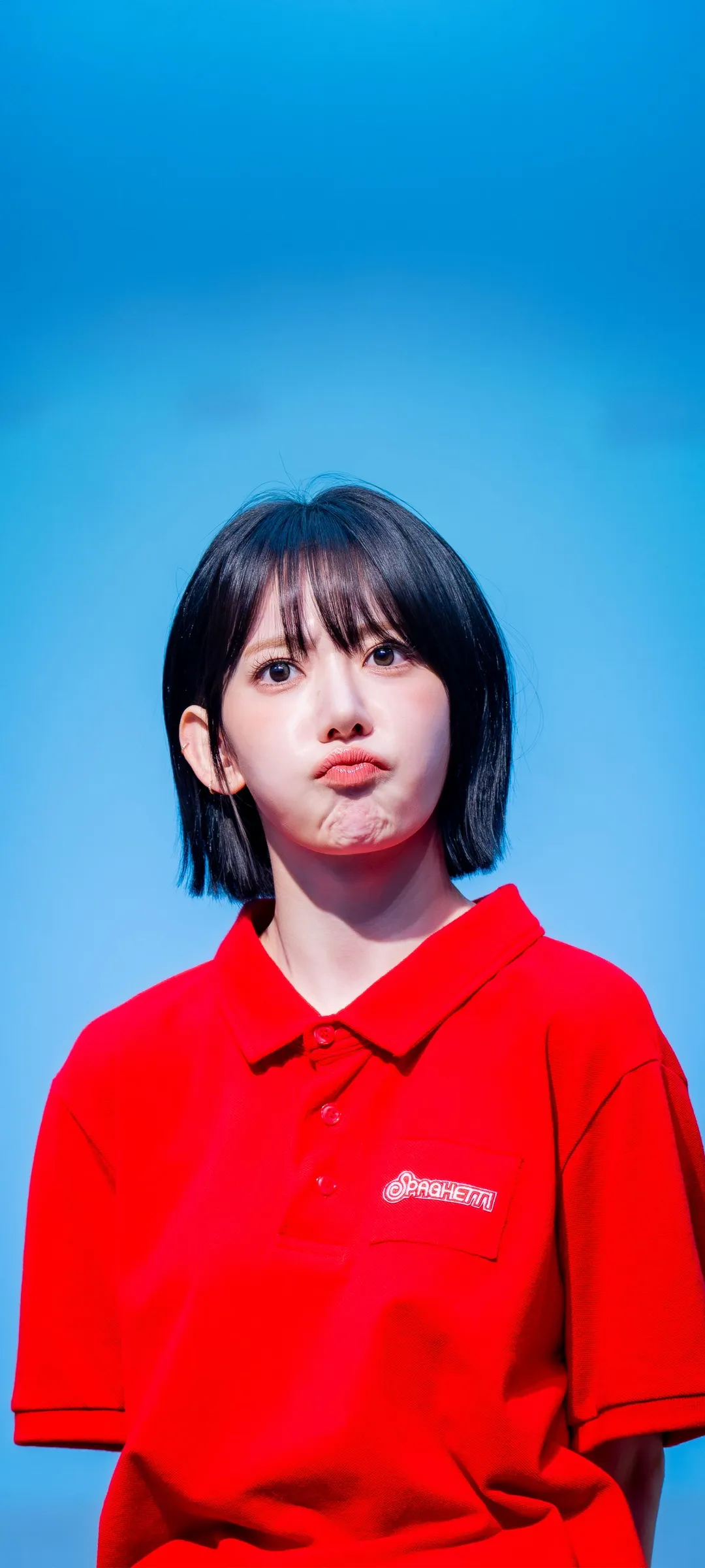 Fond d'écran de verrouillage mobile Sakura Miyawaki 4K HD télécharger — IZ*ONE, LE SSERAFIM