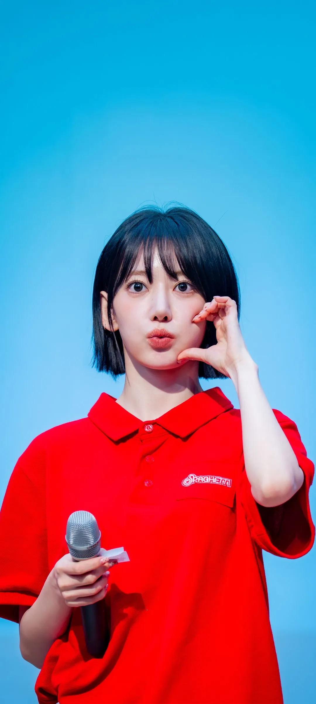 Fond d'écran de verrouillage mobile Sakura Miyawaki 4K HD télécharger — IZ*ONE, LE SSERAFIM