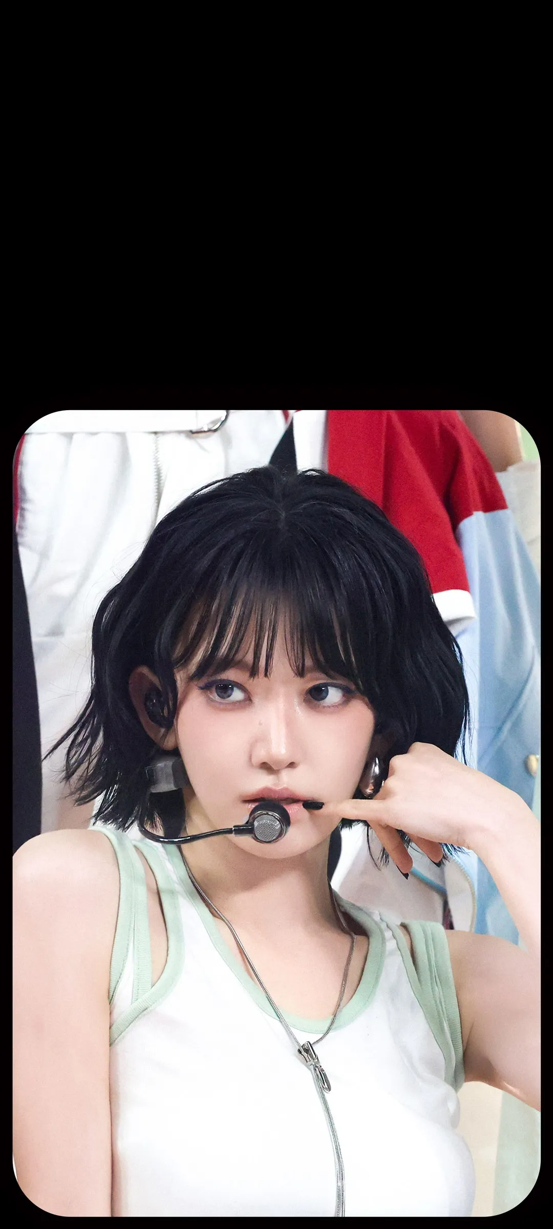 Fond d'écran de verrouillage mobile Sakura Miyawaki 4K HD télécharger — IZ*ONE, LE SSERAFIM