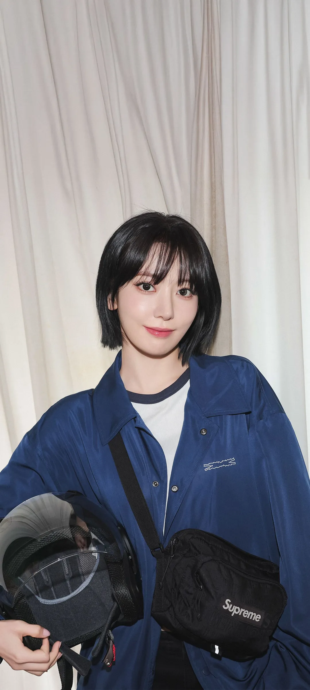 Fond d'écran de verrouillage mobile Sakura Miyawaki 4K HD télécharger — IZ*ONE, LE SSERAFIM