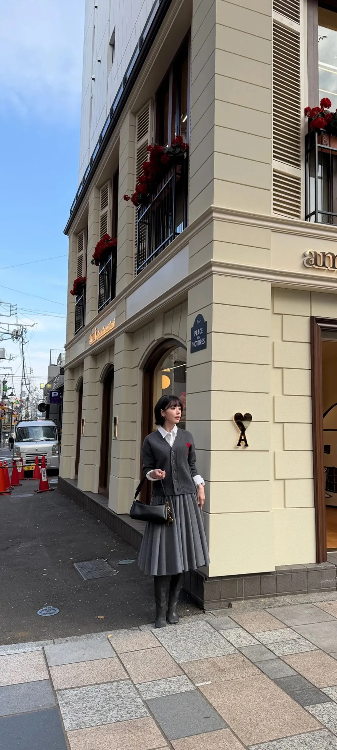 Fond d'écran de verrouillage mobile Sakura Miyawaki 4K HD télécharger — IZ*ONE, LE SSERAFIM
