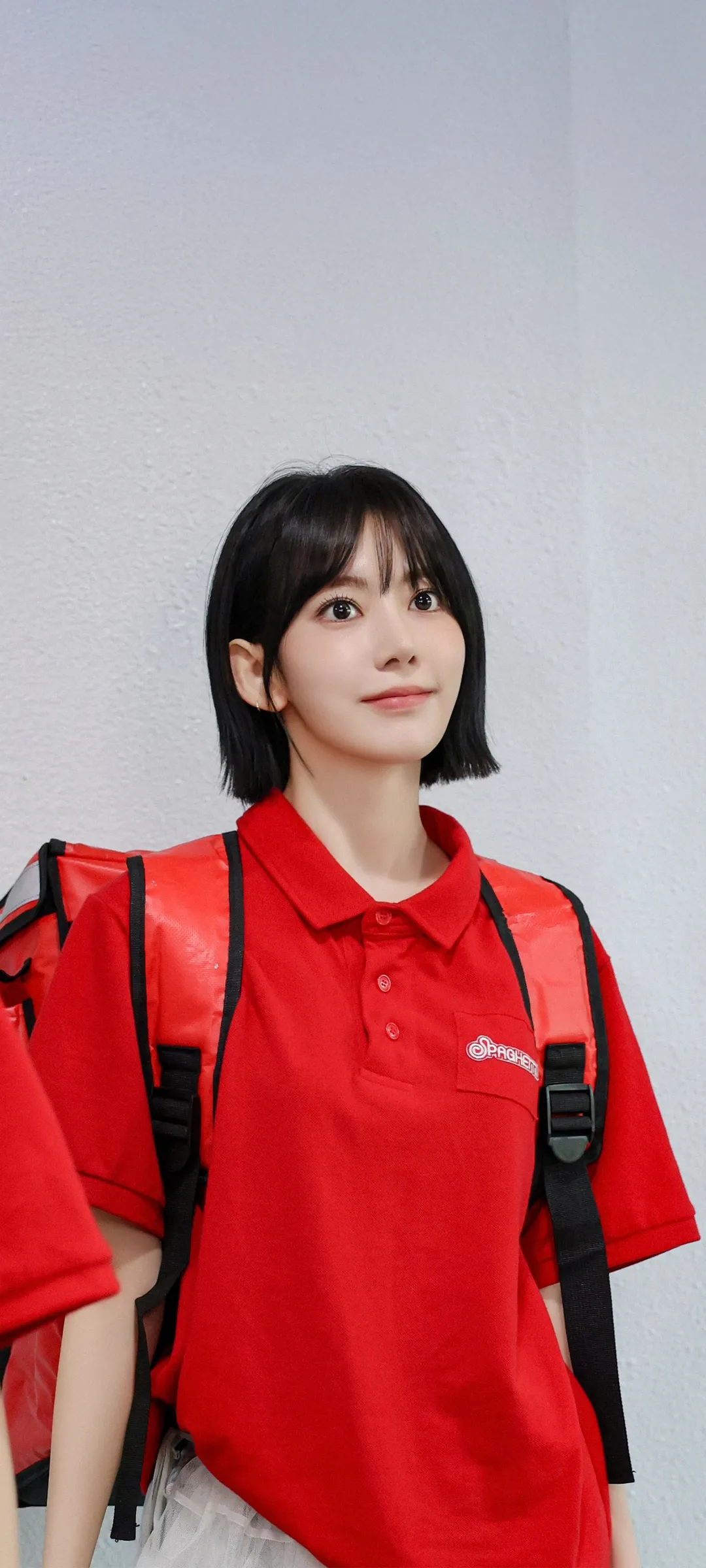Fond d'écran de verrouillage mobile Sakura Miyawaki 4K HD télécharger — IZ*ONE, LE SSERAFIM
