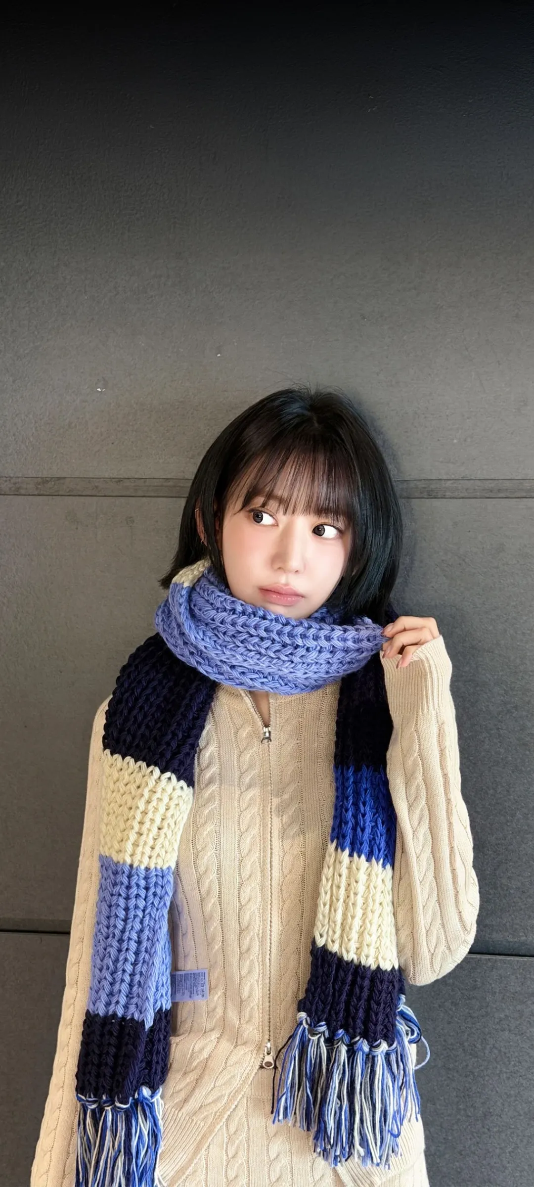 Fond d'écran de verrouillage mobile Sakura Miyawaki 4K HD télécharger — IZ*ONE, LE SSERAFIM