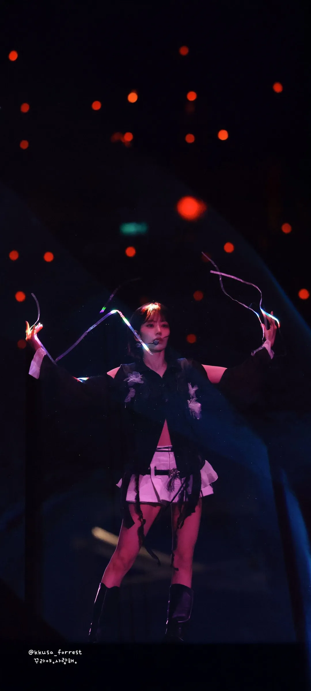 Fond d'écran de verrouillage mobile Sakura Miyawaki 4K HD télécharger — IZ*ONE, LE SSERAFIM