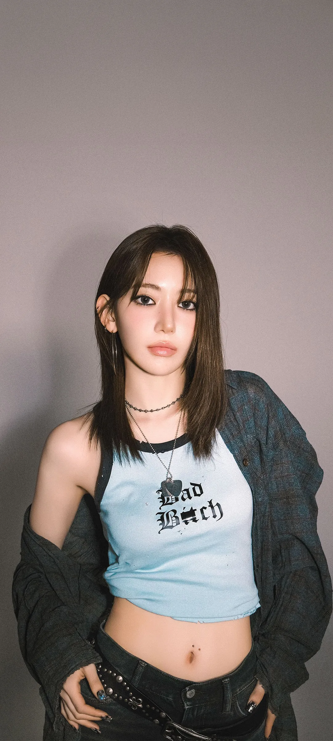 Fond d'écran de verrouillage mobile Sakura Miyawaki 4K HD télécharger — IZ*ONE, LE SSERAFIM