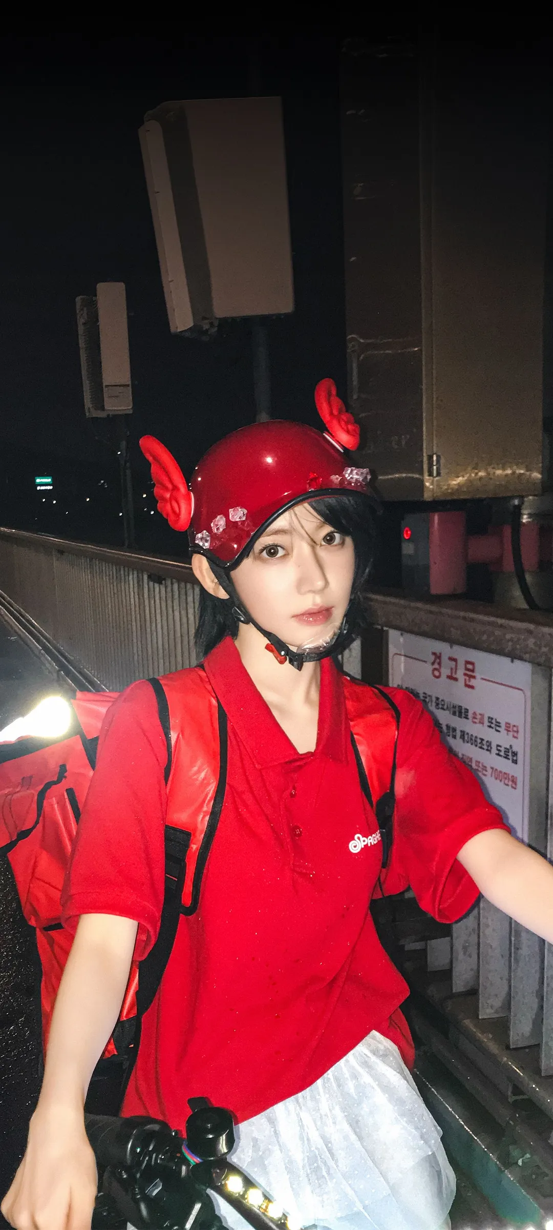 Fond d'écran de verrouillage mobile Sakura Miyawaki 4K HD télécharger — IZ*ONE, LE SSERAFIM