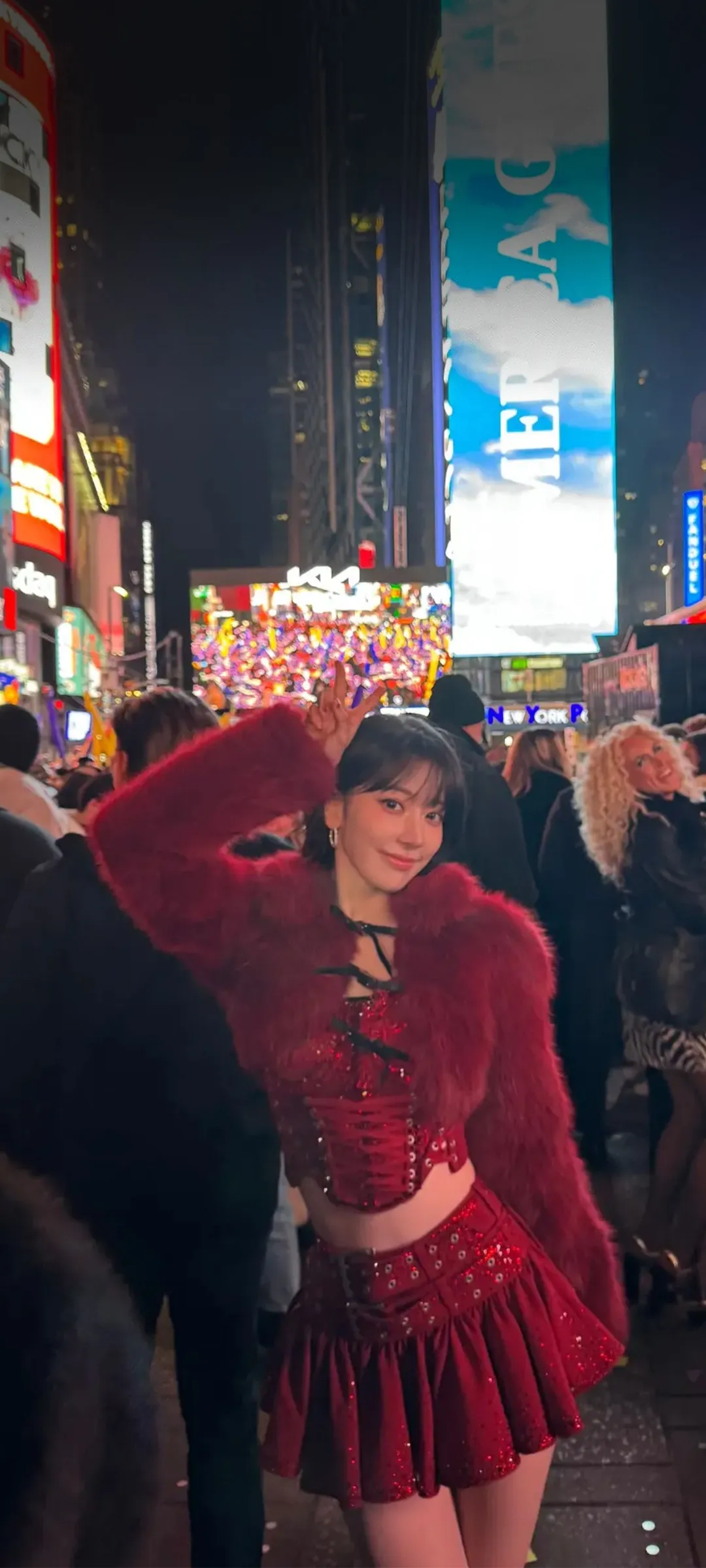 Fond d'écran de verrouillage mobile Sakura Miyawaki 4K HD télécharger — IZ*ONE, LE SSERAFIM