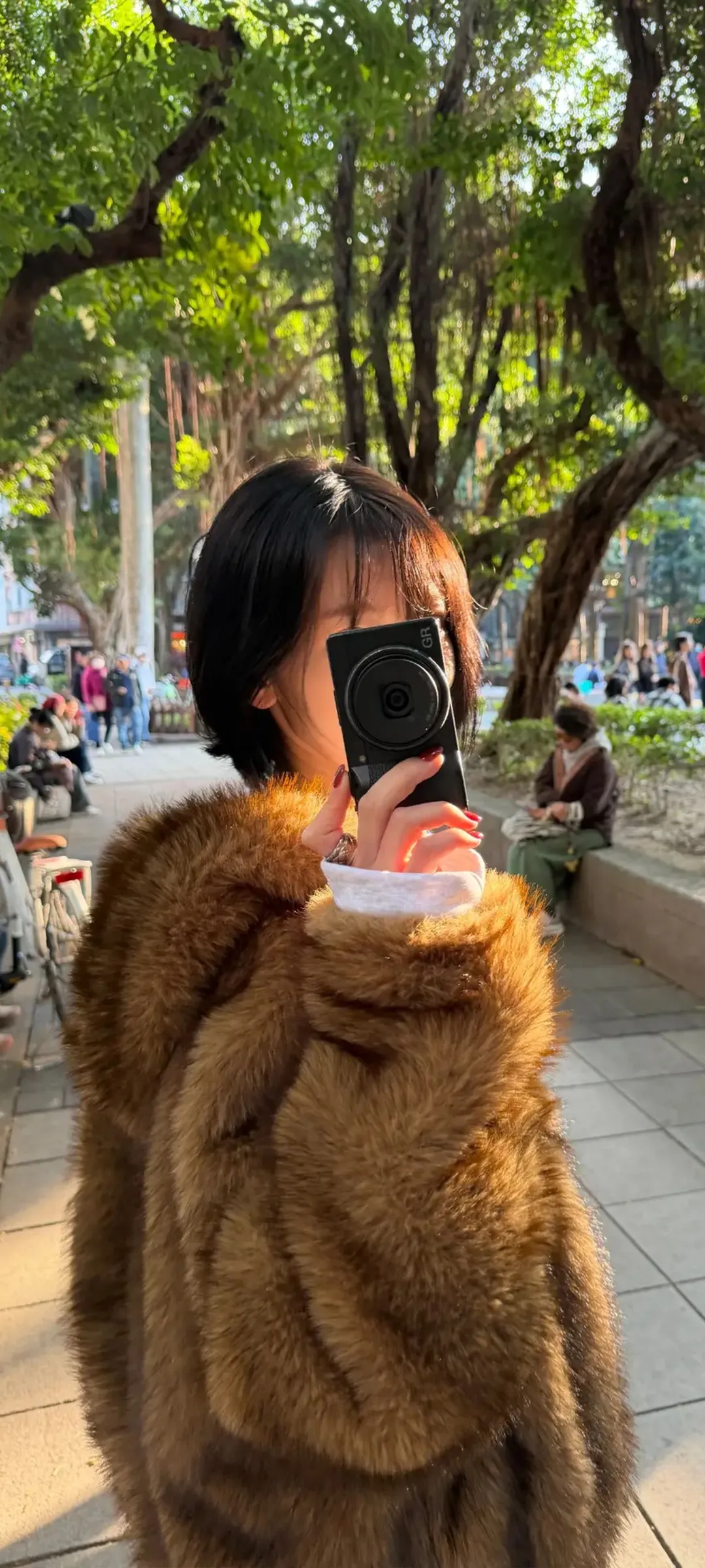 Fond d'écran de verrouillage mobile Sakura Miyawaki 4K HD télécharger — IZ*ONE, LE SSERAFIM
