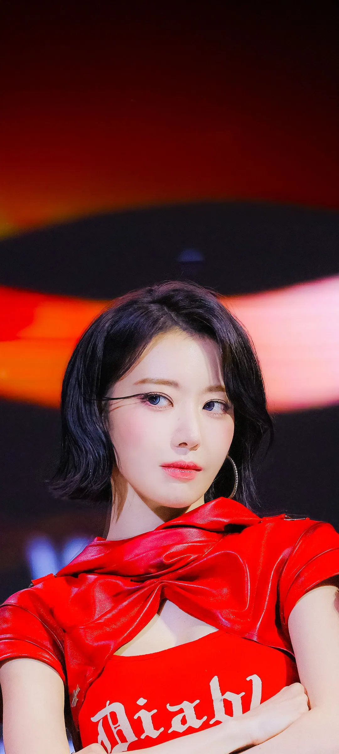 Fond d'écran de verrouillage mobile Sakura Miyawaki 4K HD télécharger — IZ*ONE, LE SSERAFIM