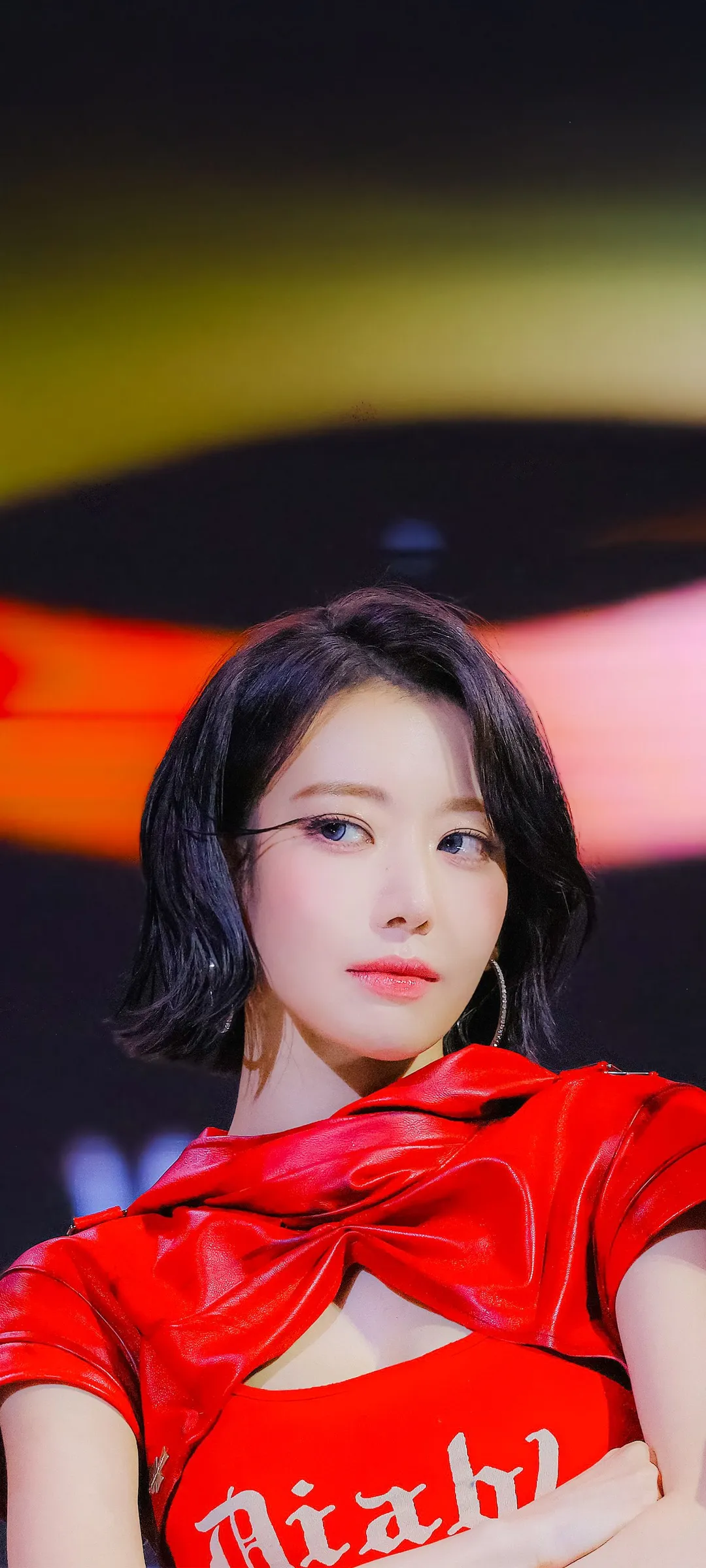 Fond d'écran de verrouillage mobile Sakura Miyawaki 4K HD télécharger — IZ*ONE, LE SSERAFIM