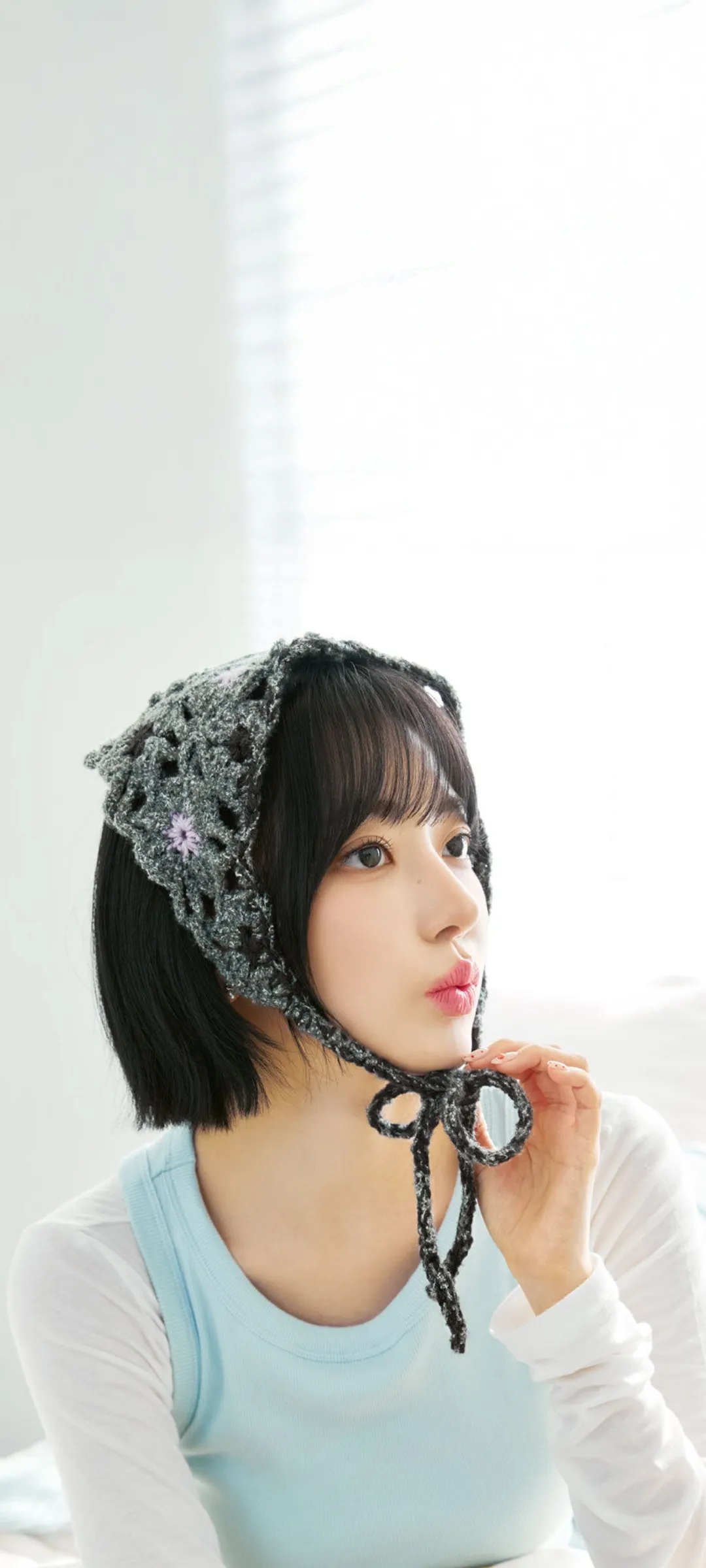 Fond d'écran de verrouillage mobile Sakura Miyawaki 4K HD télécharger — IZ*ONE, LE SSERAFIM