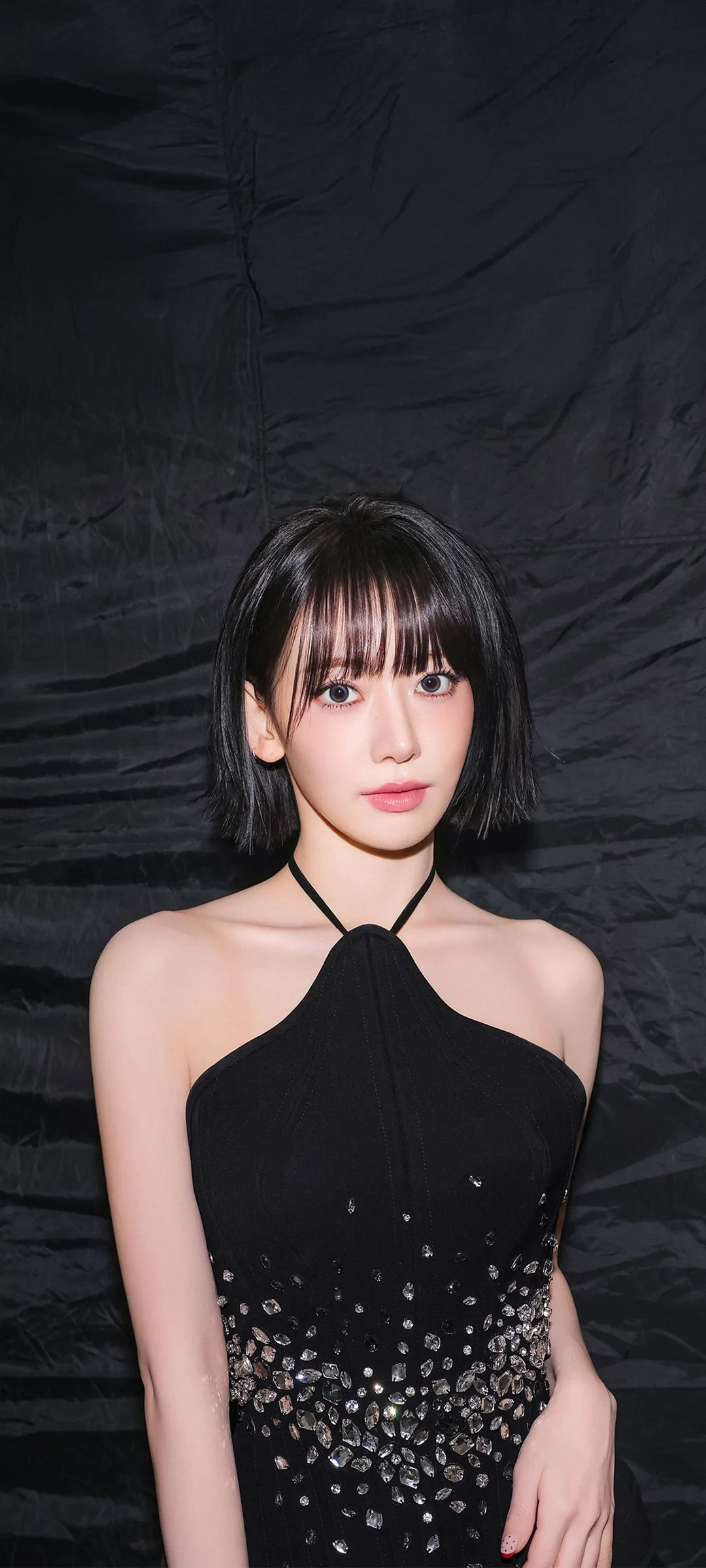 Fond d'écran de verrouillage mobile Sakura Miyawaki 4K HD télécharger — IZ*ONE, LE SSERAFIM