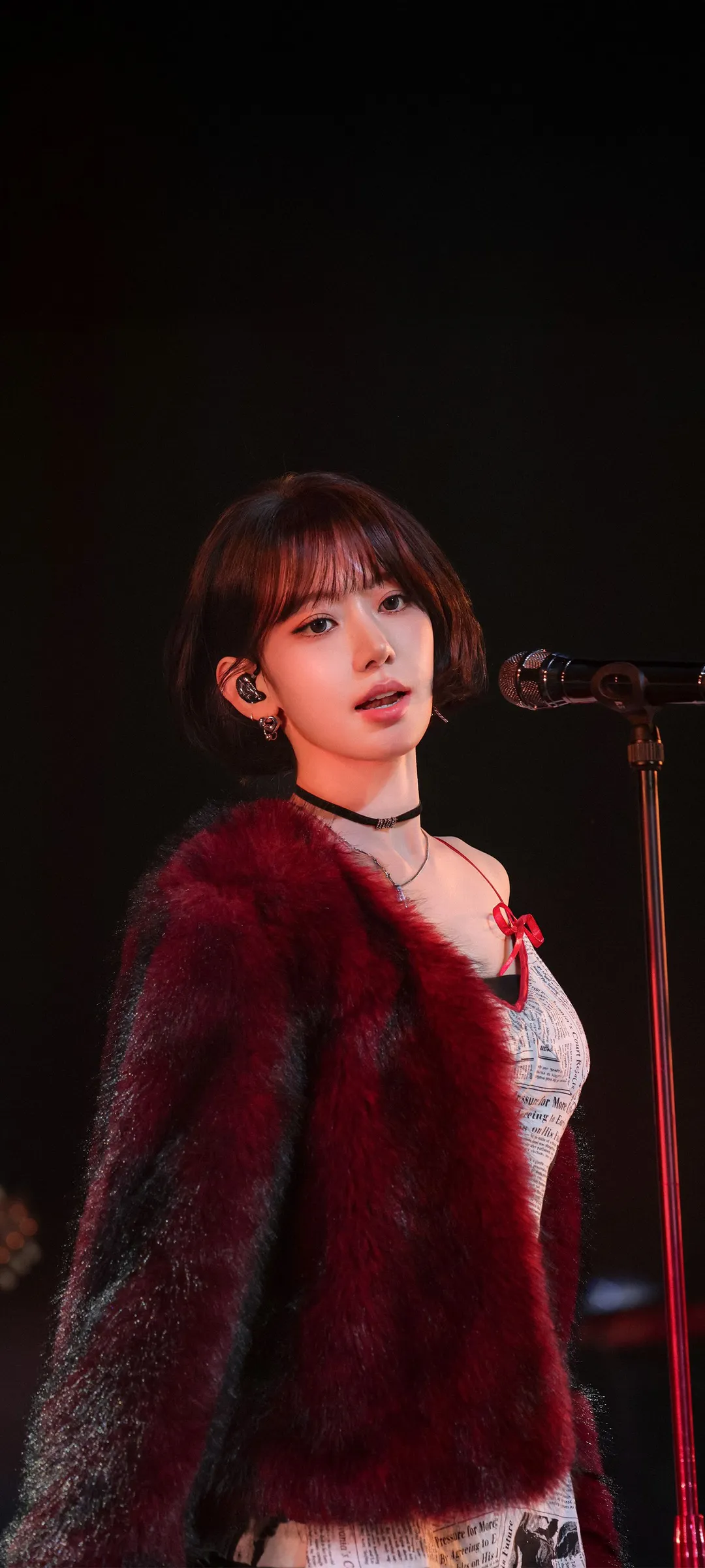 Fond d'écran de verrouillage mobile Sakura Miyawaki 4K HD télécharger — IZ*ONE, LE SSERAFIM