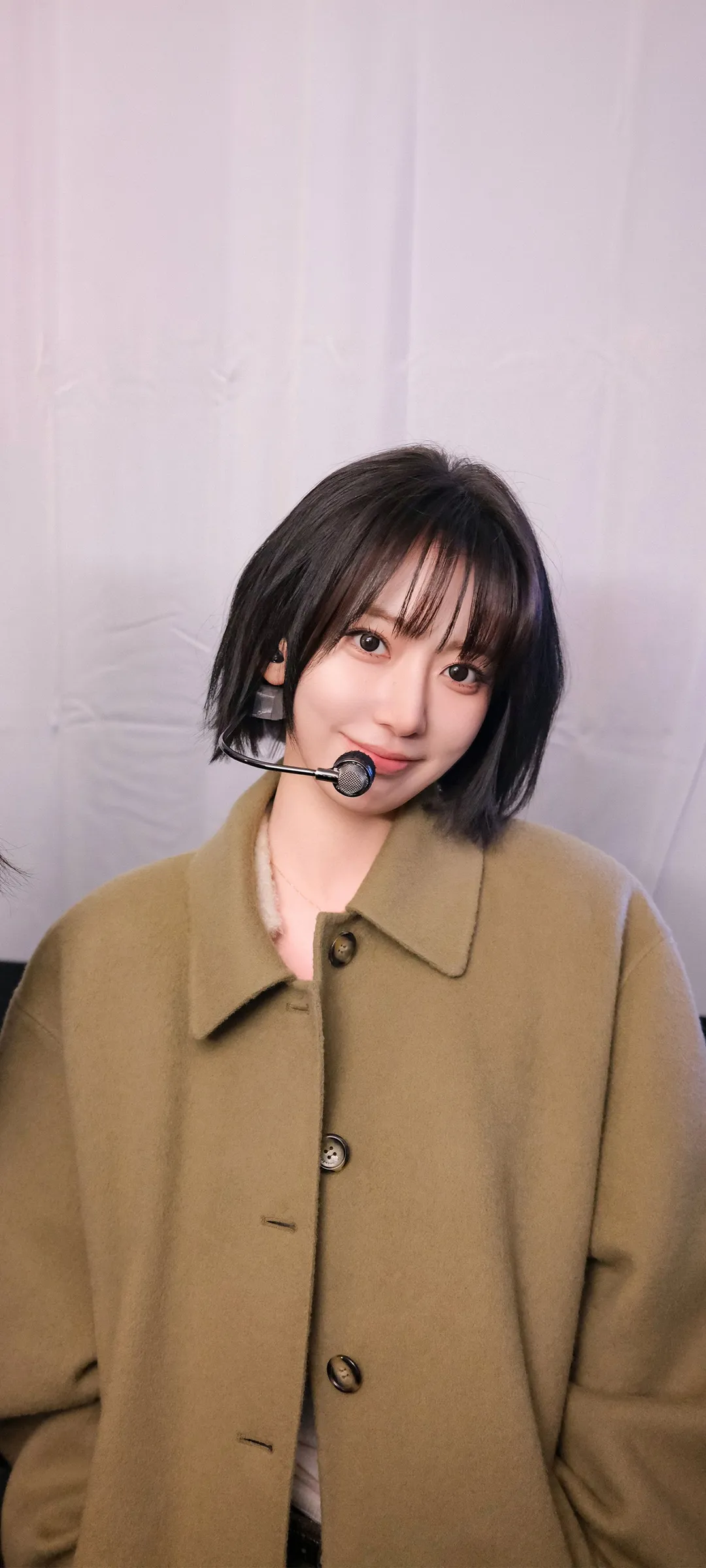 Fond d'écran de verrouillage mobile Sakura Miyawaki 4K HD télécharger — IZ*ONE, LE SSERAFIM