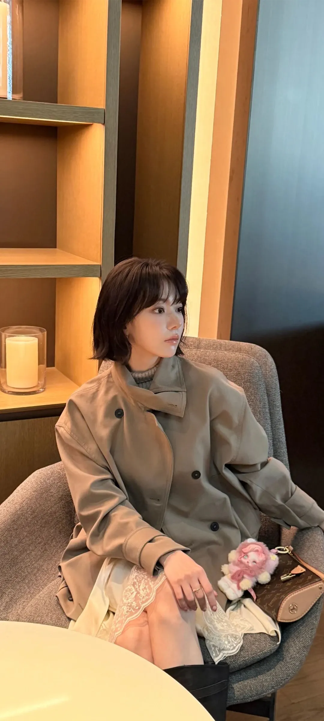 Fond d'écran de verrouillage mobile Sakura Miyawaki 4K HD télécharger — IZ*ONE, LE SSERAFIM