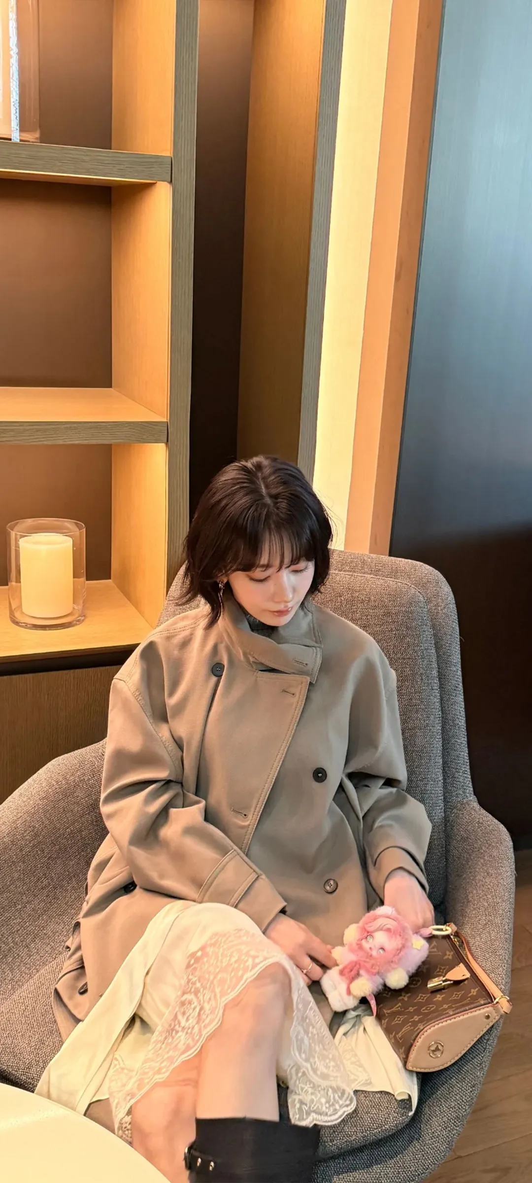 Fond d'écran de verrouillage mobile Sakura Miyawaki 4K HD télécharger — IZ*ONE, LE SSERAFIM