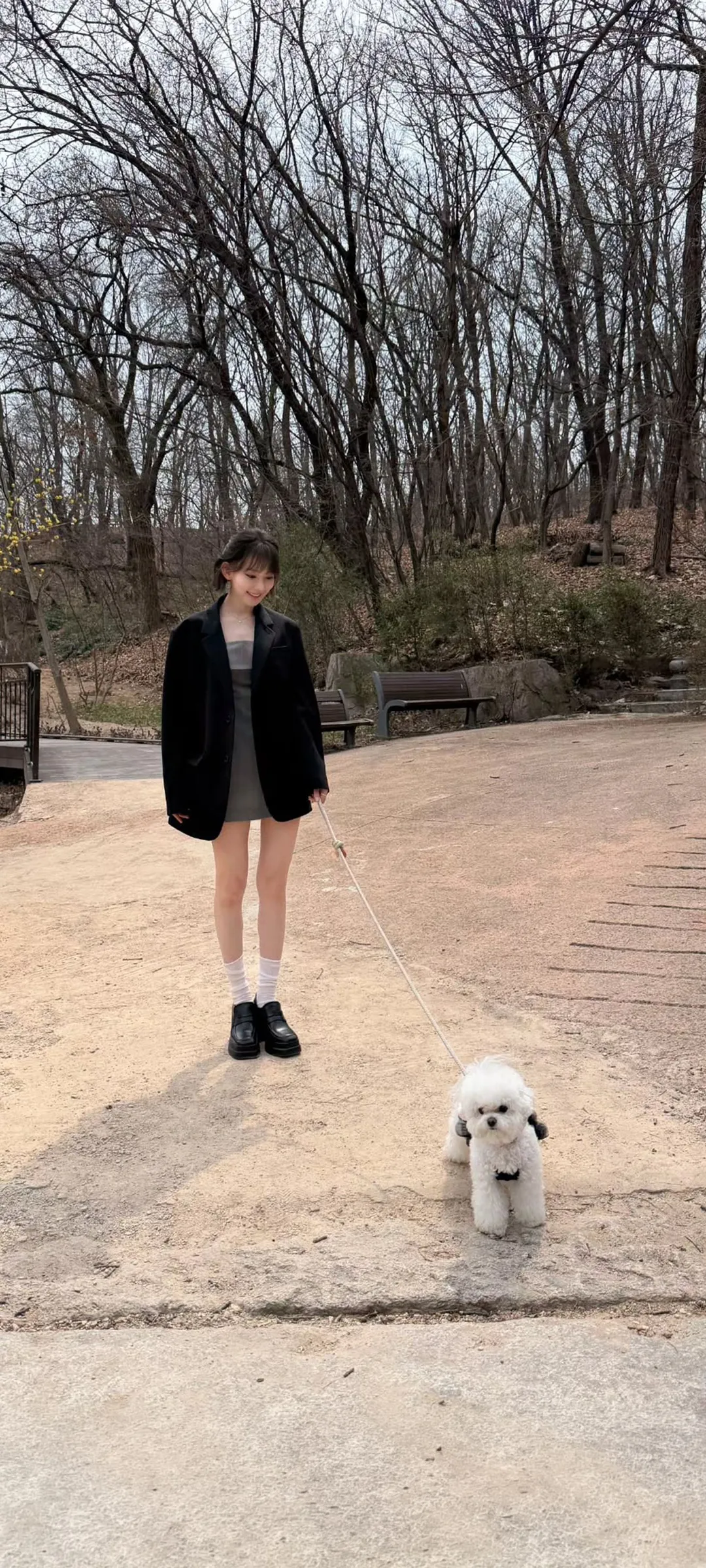 Fond d'écran de verrouillage mobile Sakura Miyawaki 4K HD télécharger — IZ*ONE, LE SSERAFIM