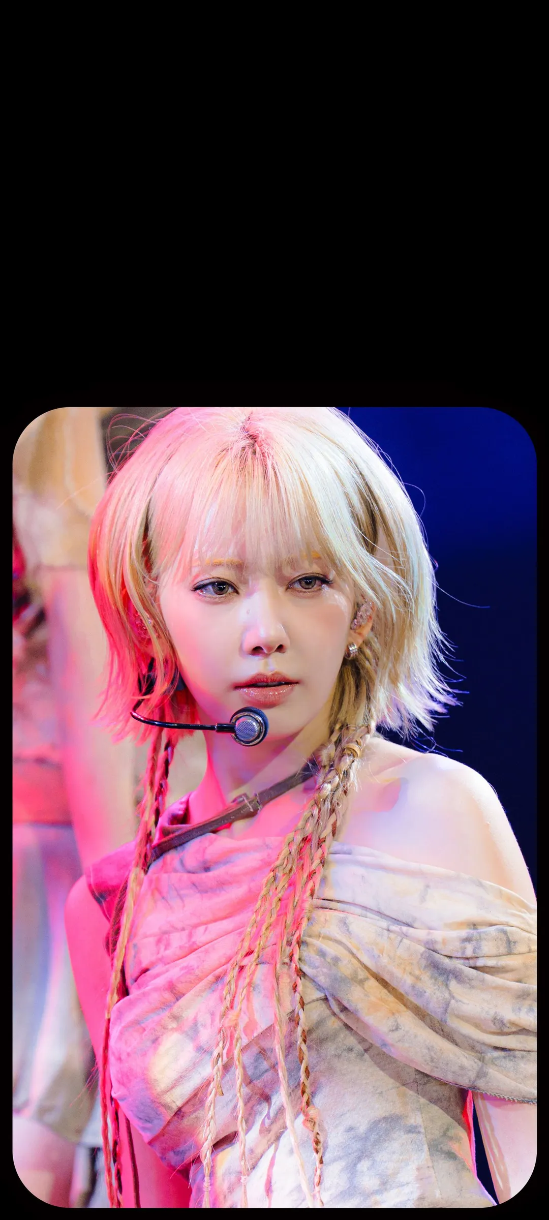 Fond d'écran de verrouillage mobile Sakura Miyawaki 4K HD télécharger — IZ*ONE, LE SSERAFIM