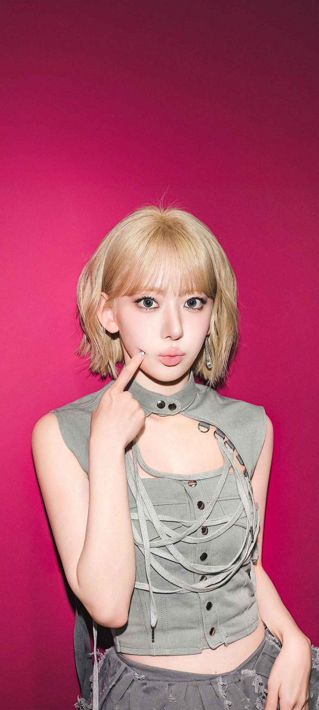 Fond d'écran de verrouillage mobile Sakura Miyawaki 4K HD télécharger — IZ*ONE, LE SSERAFIM