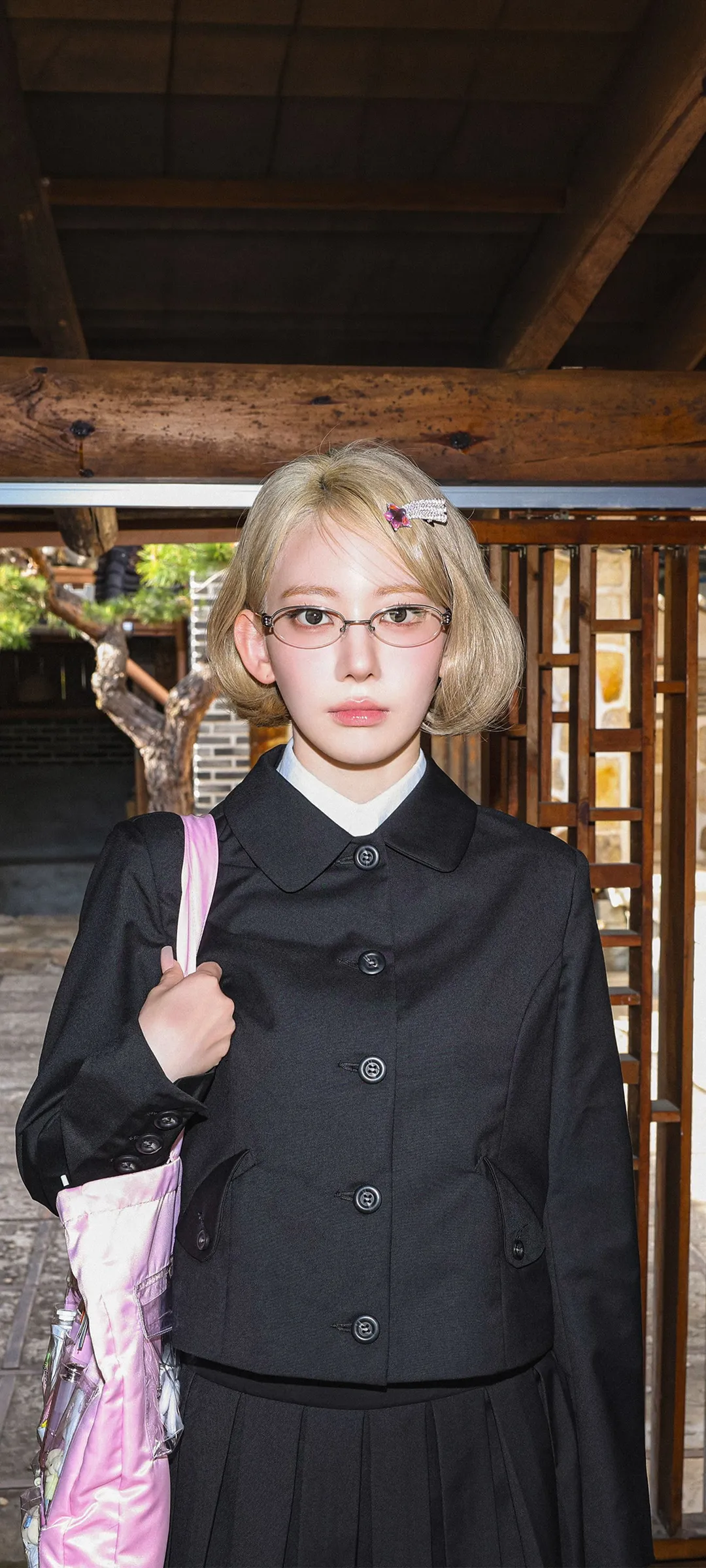 Fond d'écran de verrouillage mobile Sakura Miyawaki 4K HD télécharger — IZ*ONE, LE SSERAFIM