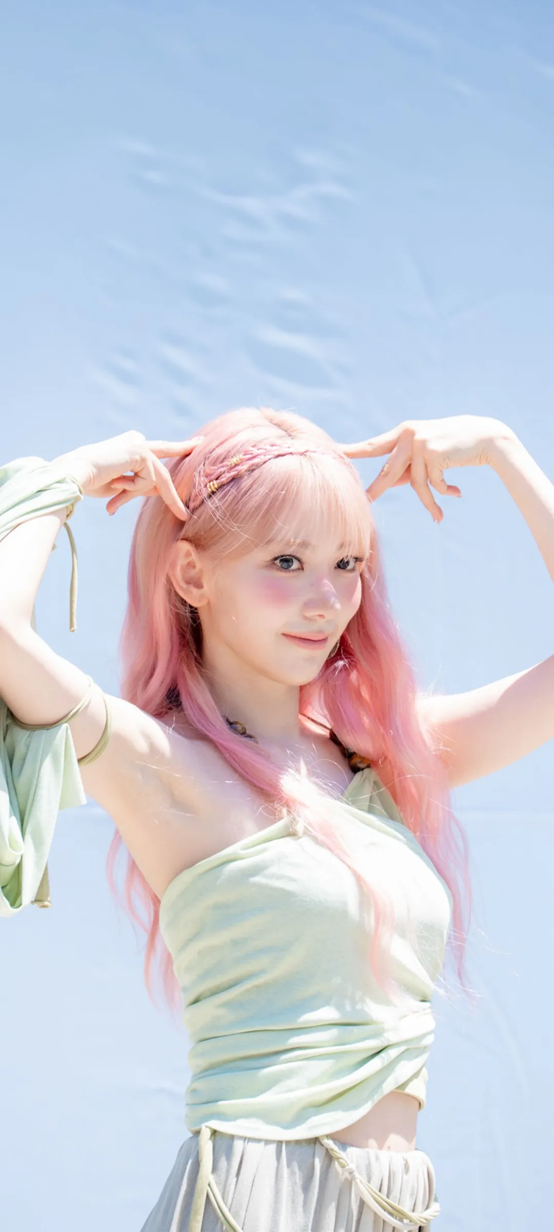 Fond d'écran de verrouillage mobile Sakura Miyawaki 4K HD télécharger — IZ*ONE, LE SSERAFIM